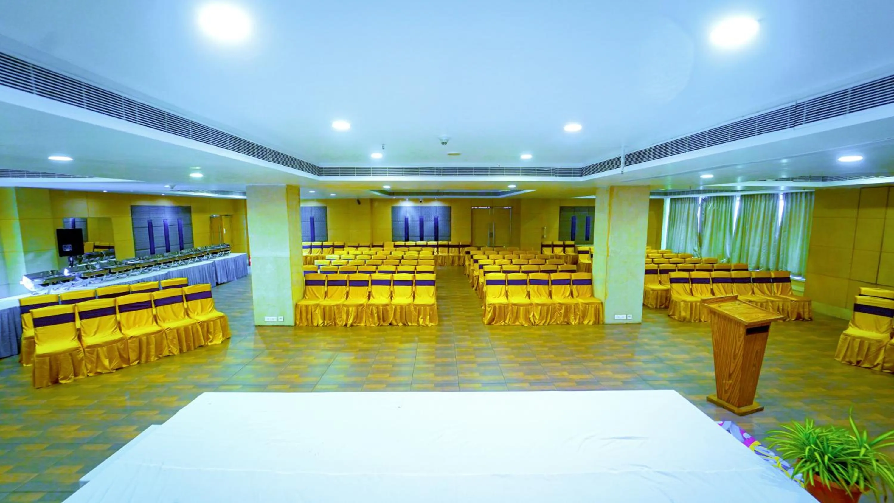 Meeting/conference room in Hotel the Plaza