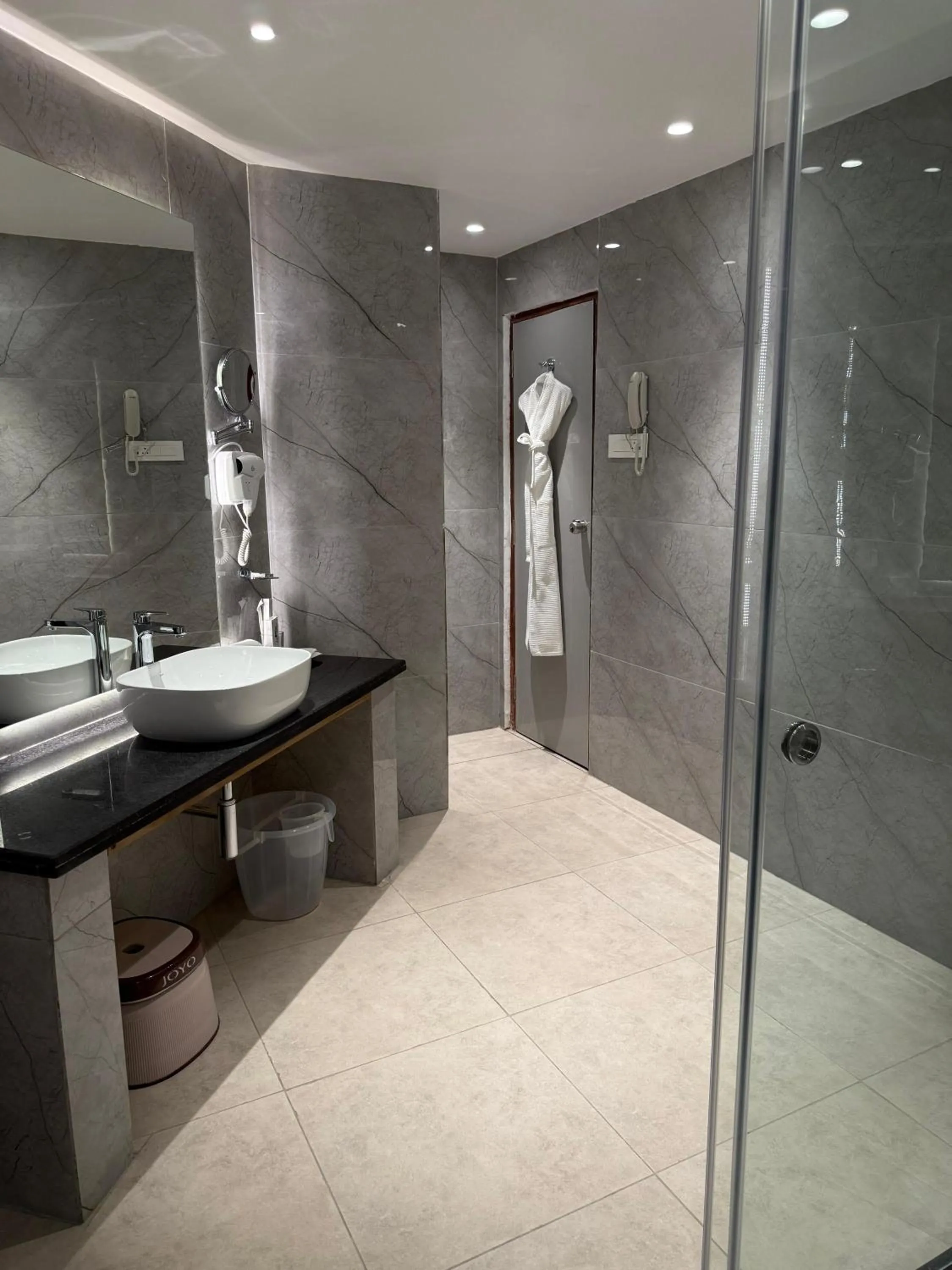 Bathroom in Hotel the Plaza