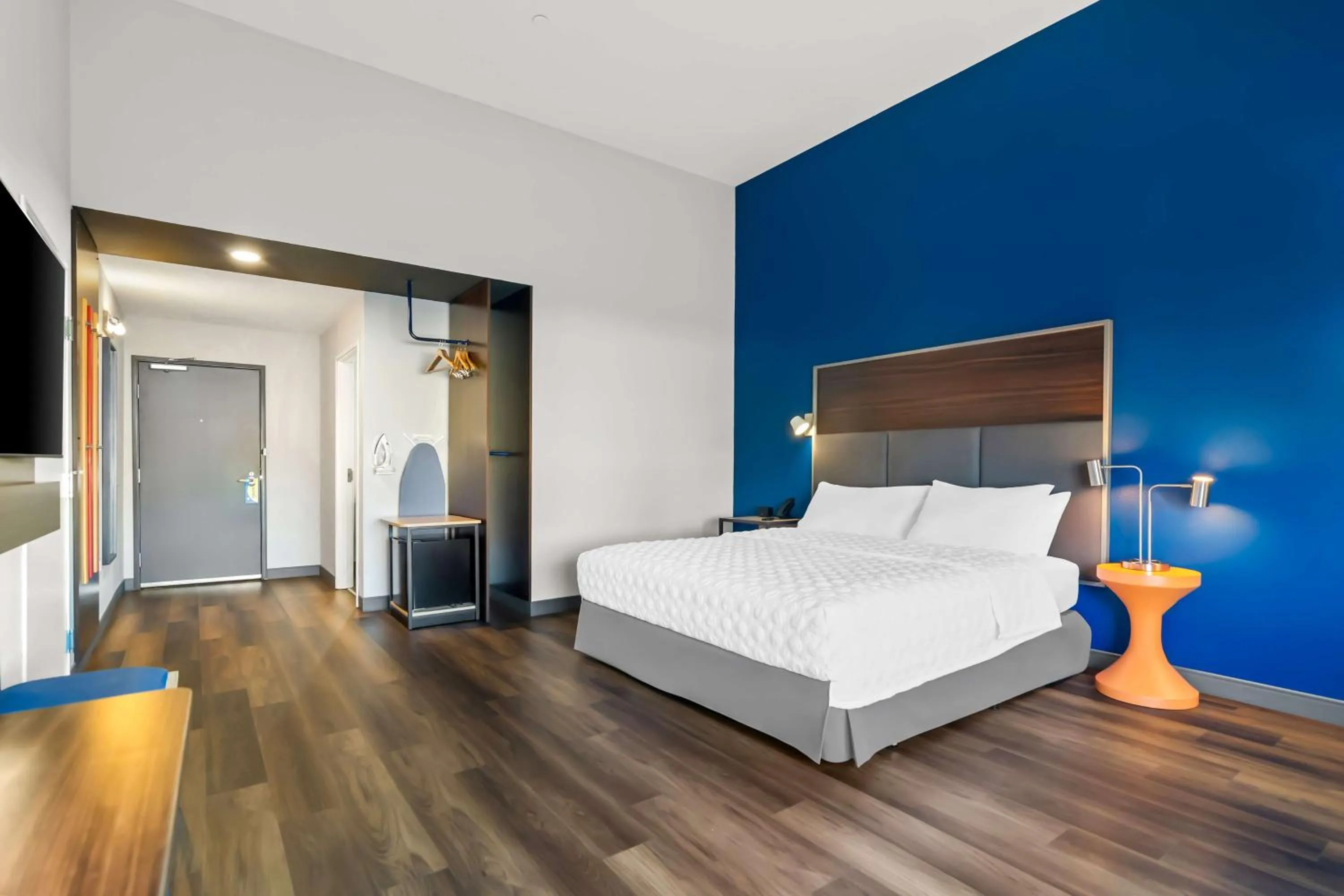 Bed in Tru By Hilton Rogers Bentonville