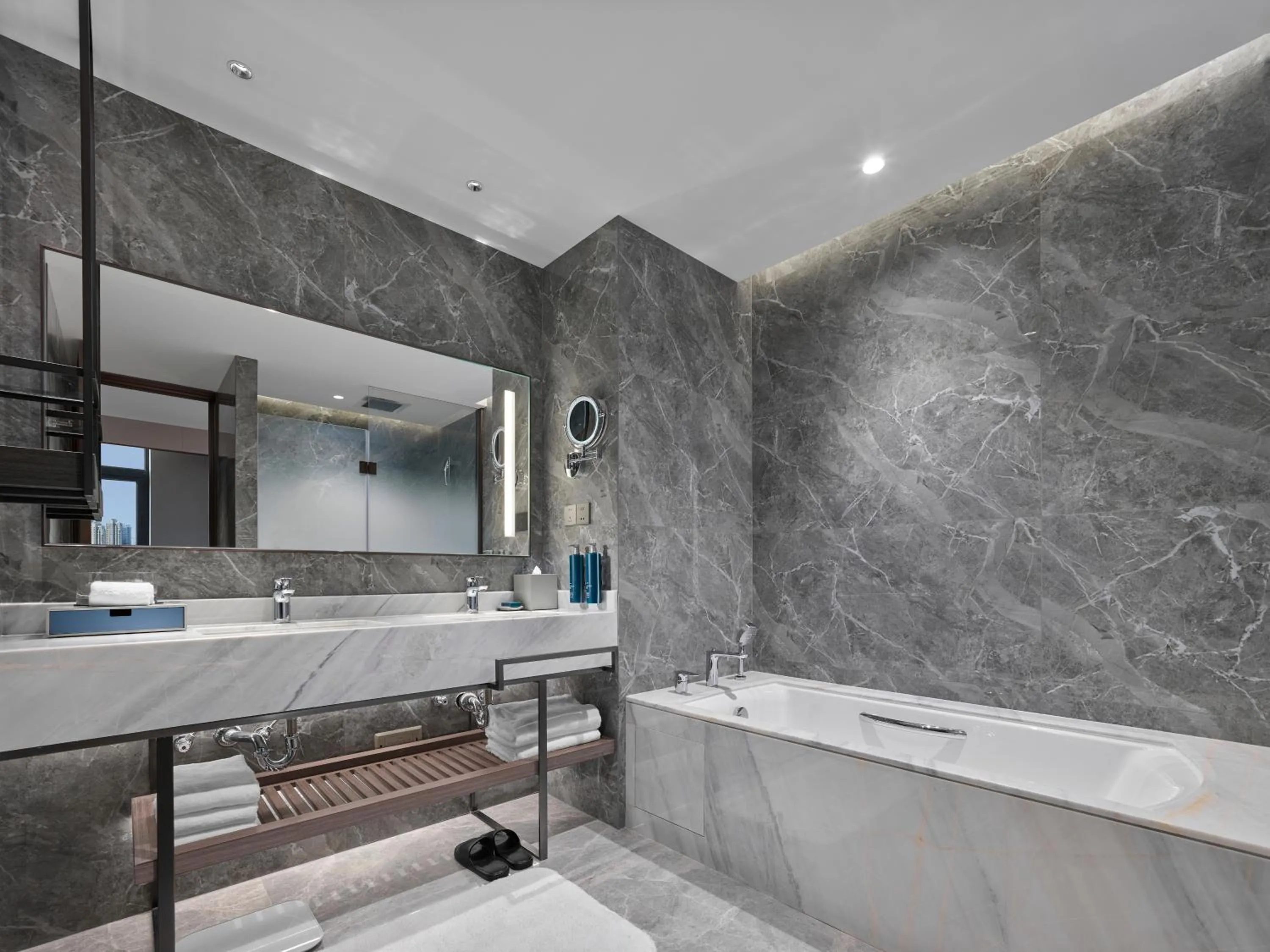 Bathroom in Doubletree By Hilton Yantai Golden Coast Hotel & Suites