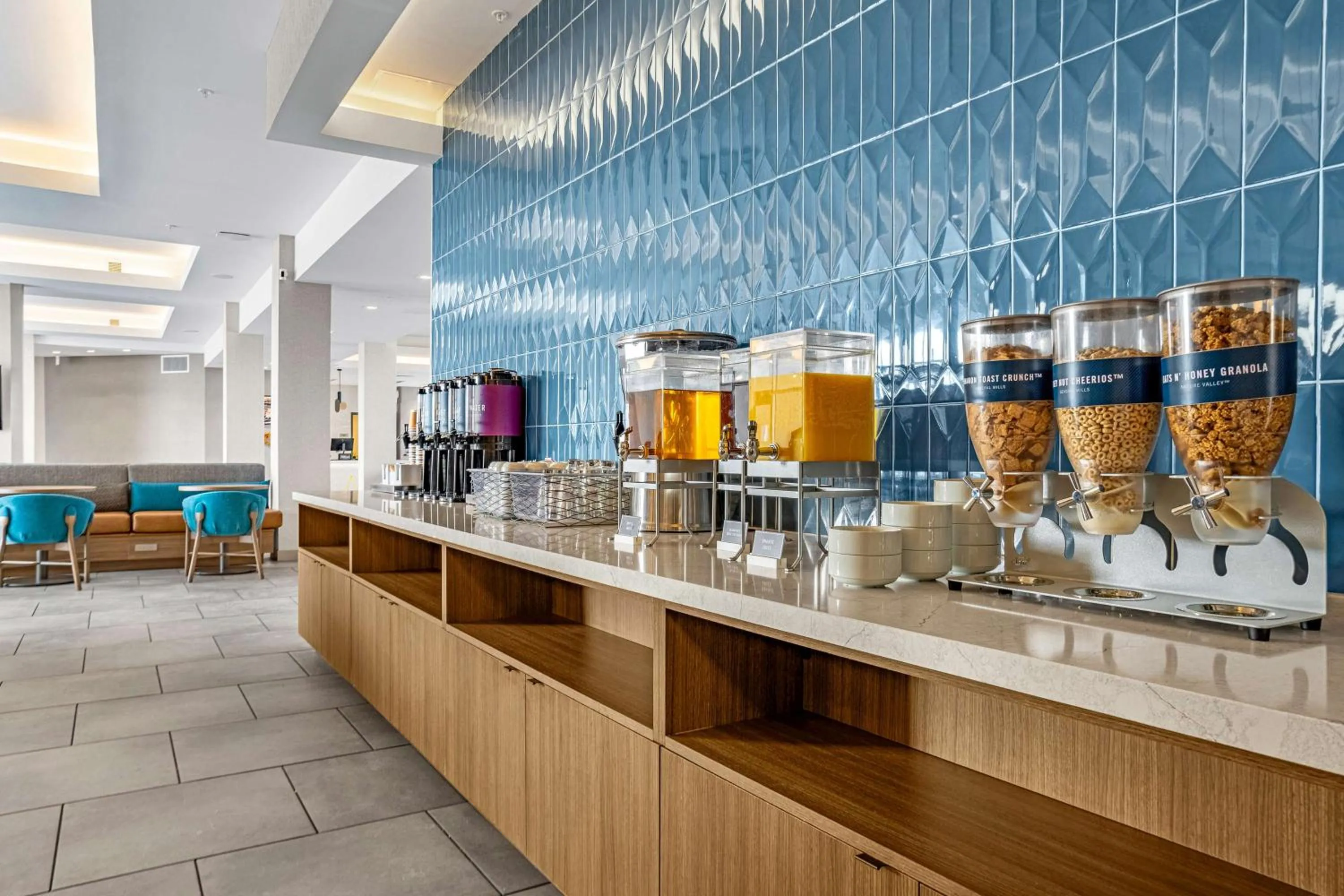 Breakfast in Homewood Suites By Hilton Colorado Springs Airport