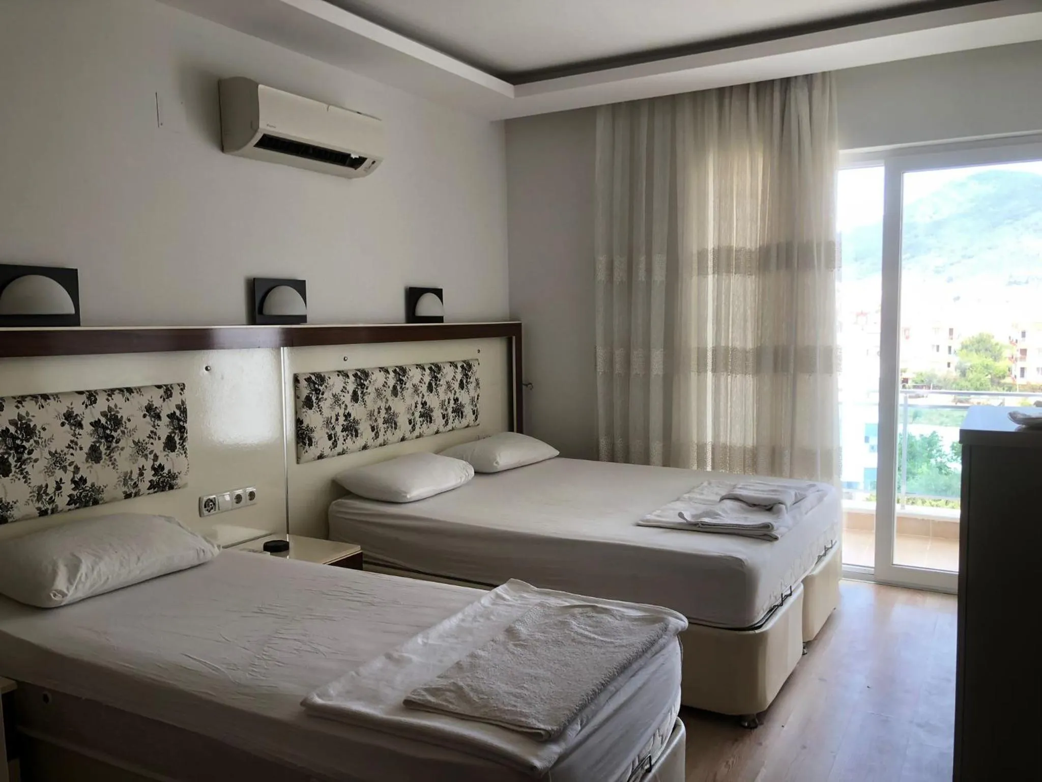 Sea view, Bed in HOTEL YAGMUR