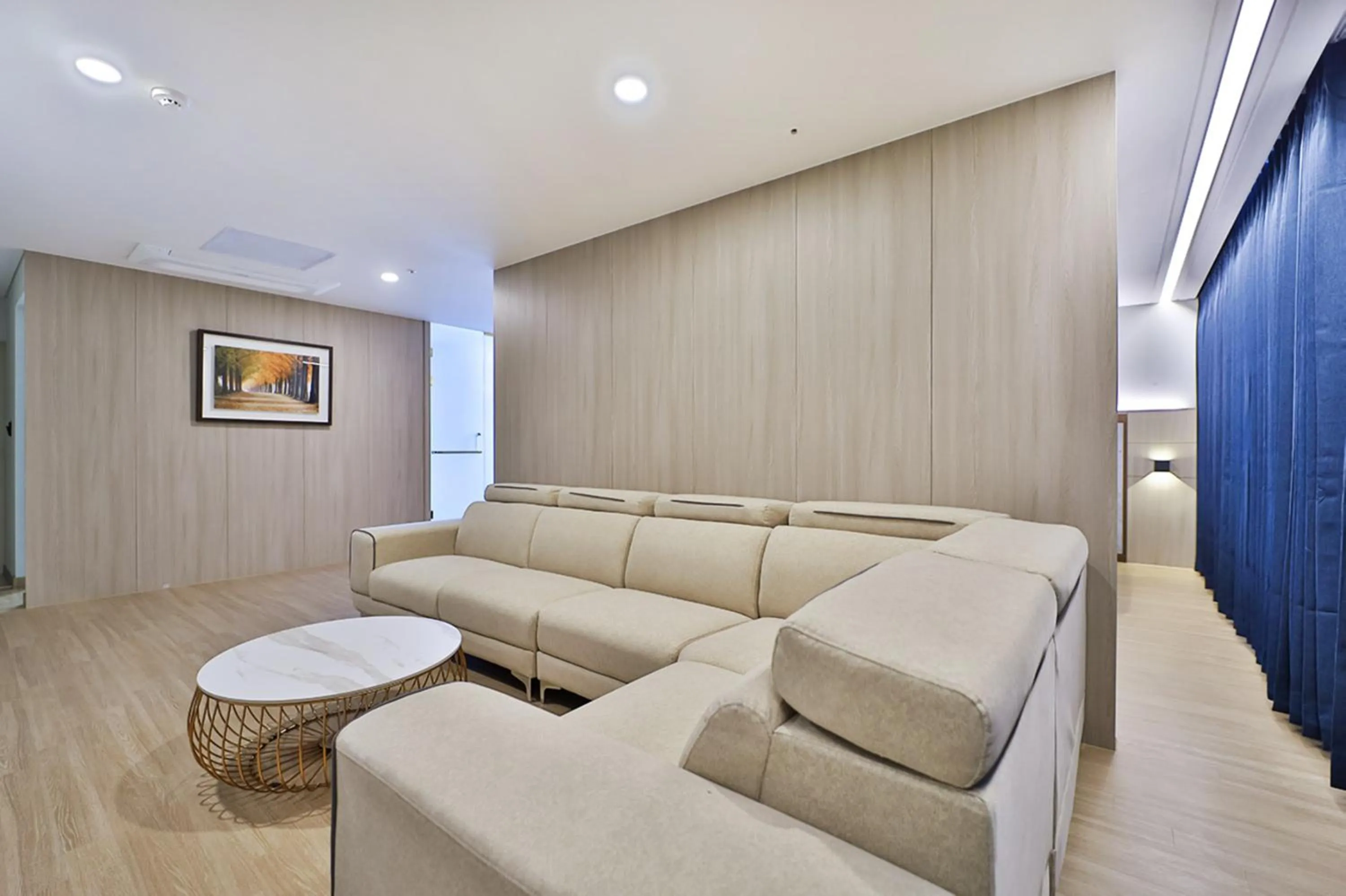 Seating area in Gimhae City Hotel