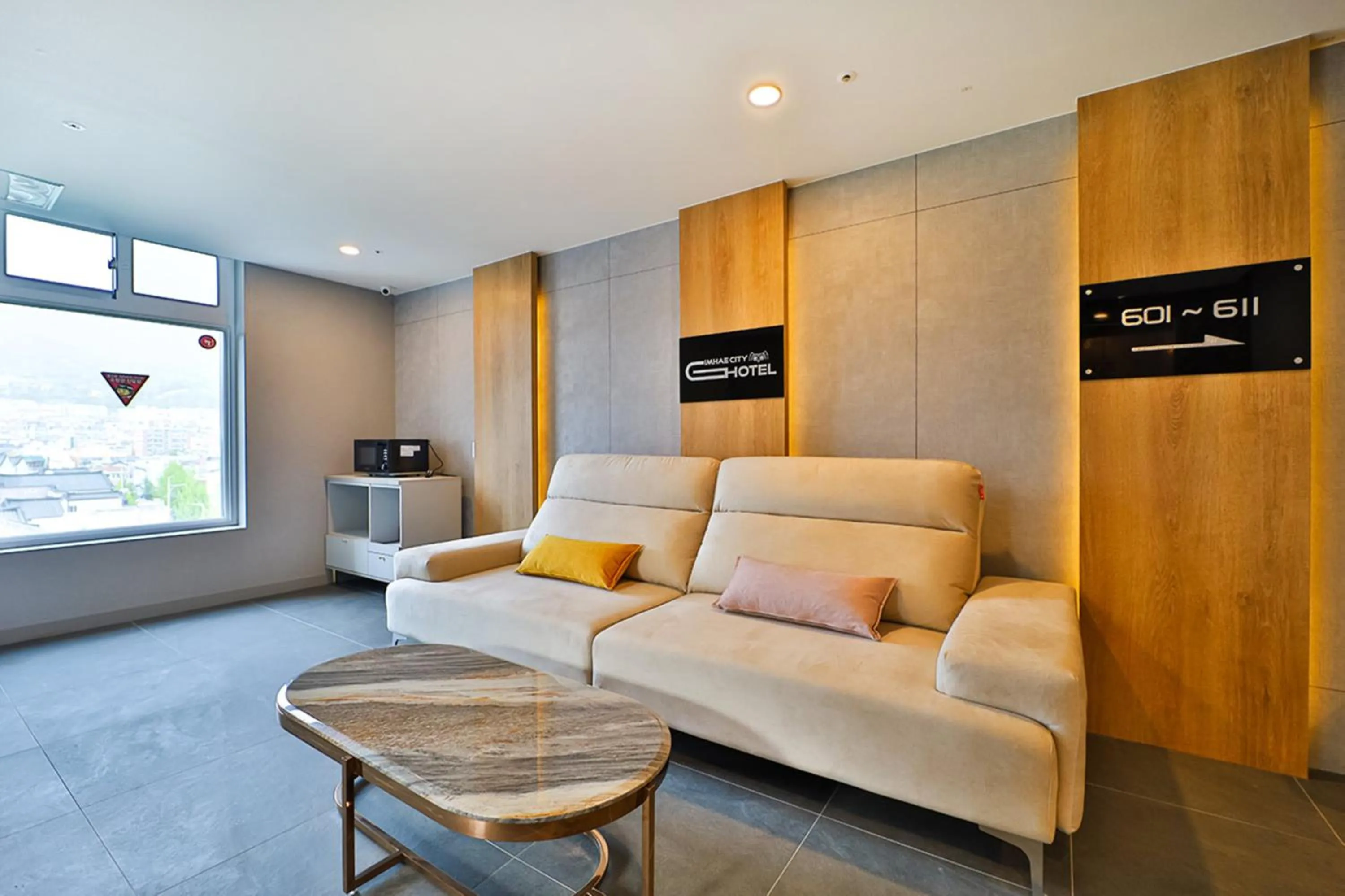 Property building in Gimhae City Hotel