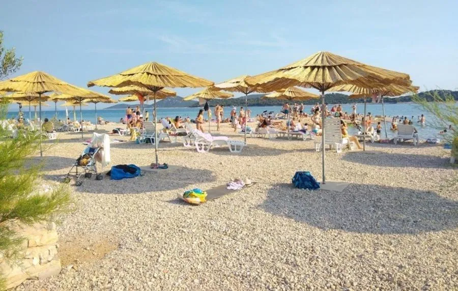 Tribunia Beach Hotel