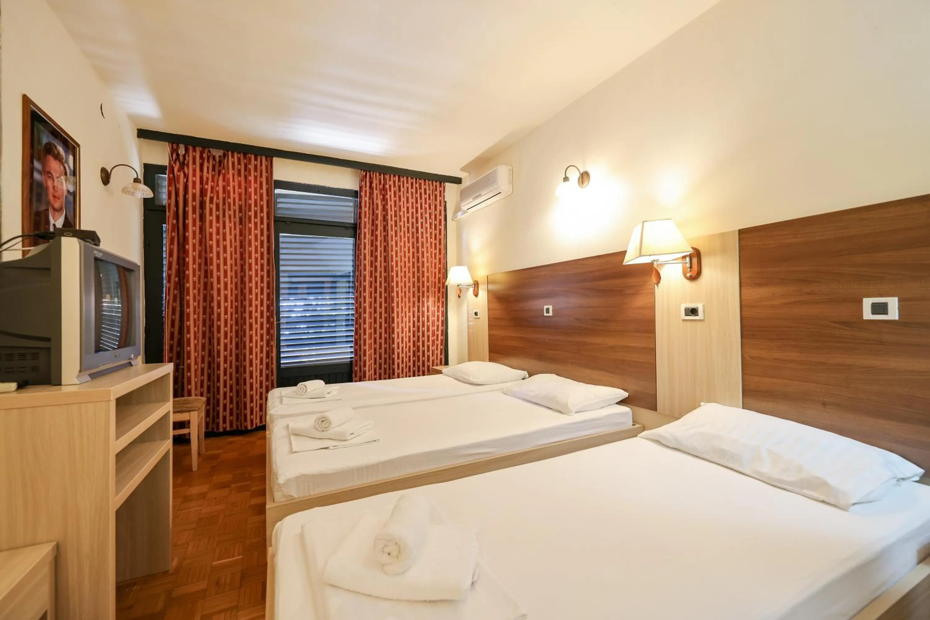 Bed in Tribunia Beach Hotel