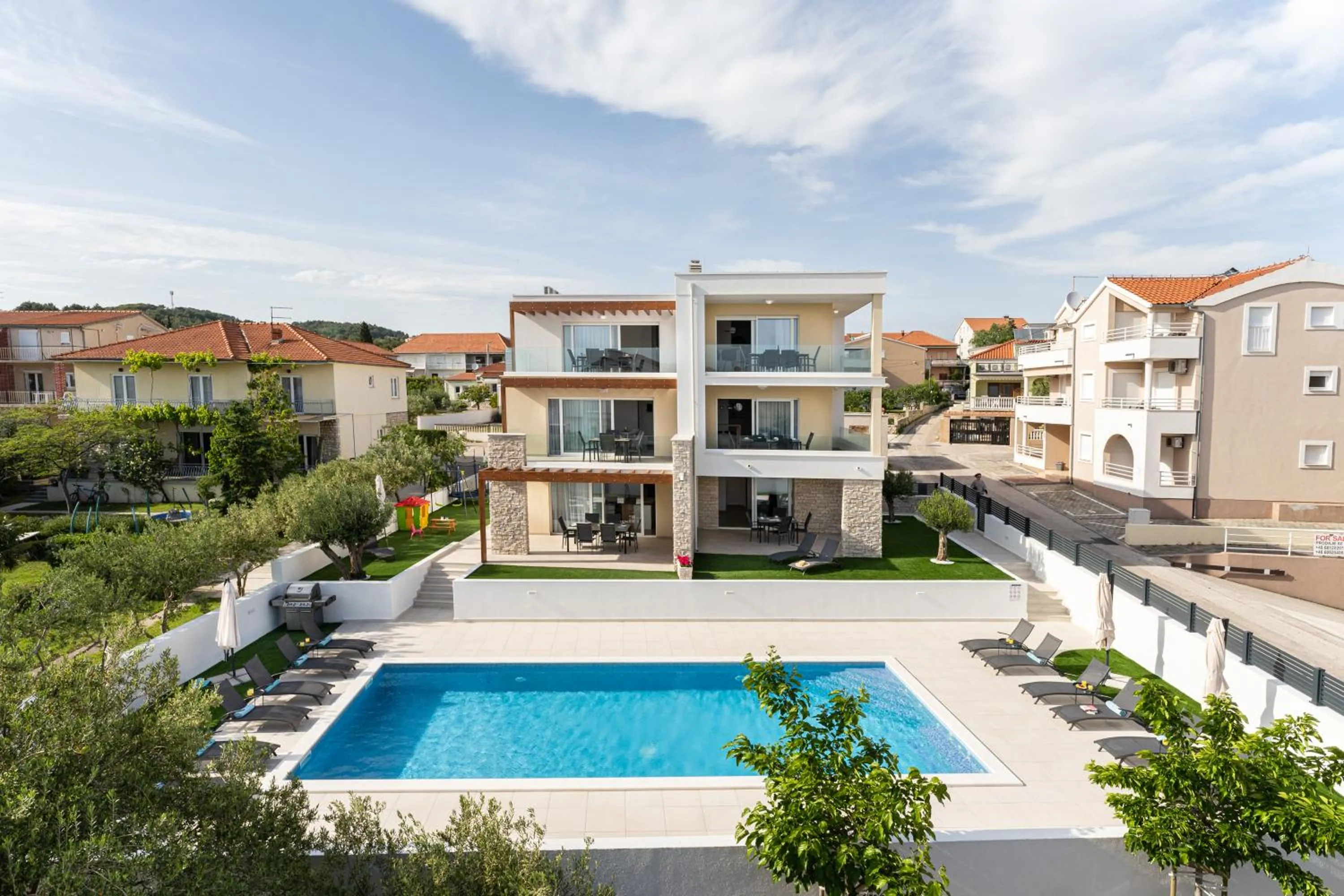 Property building in Villa Corcovado II