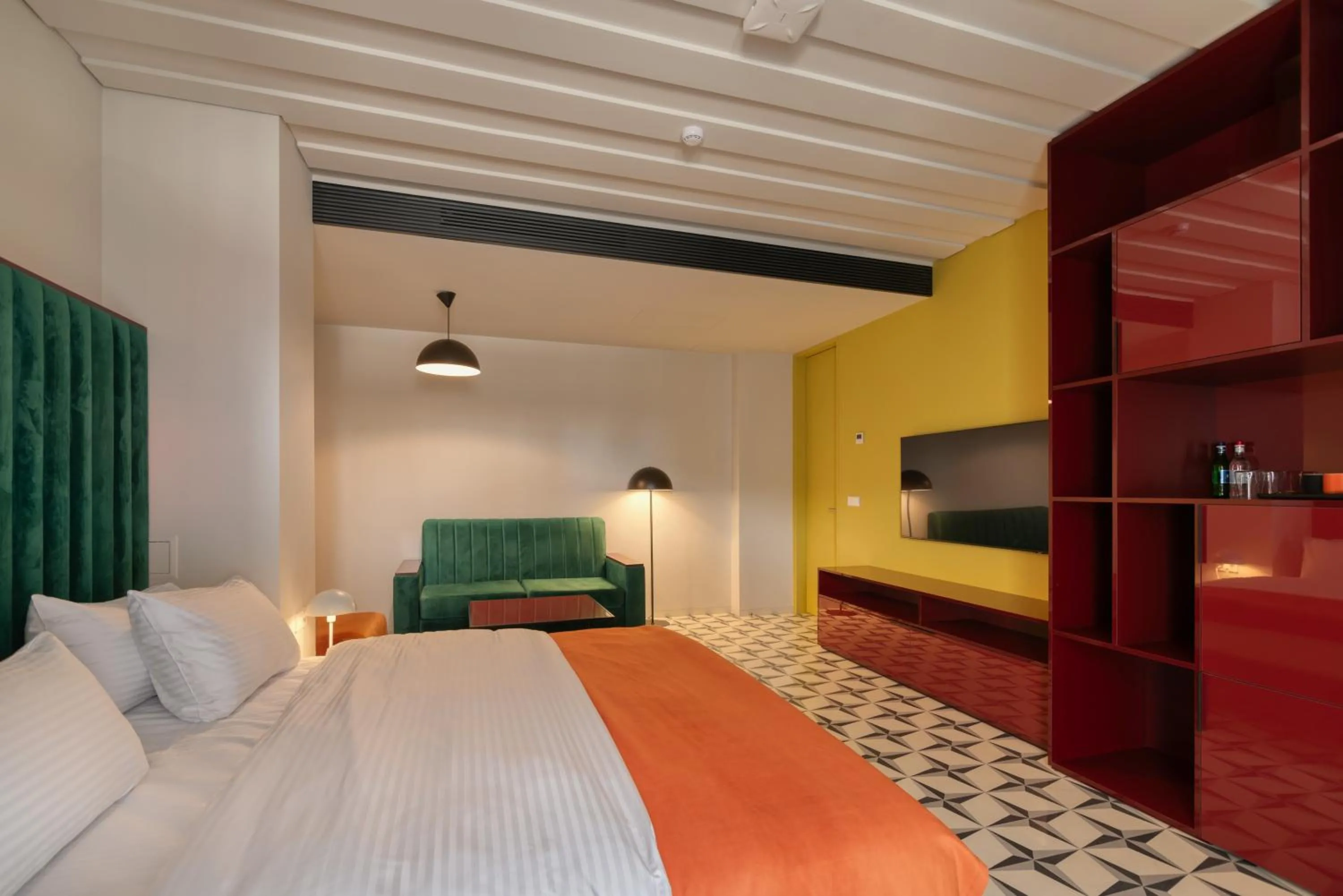 Bed in Manifest Restaurant and Hotel Gyumri