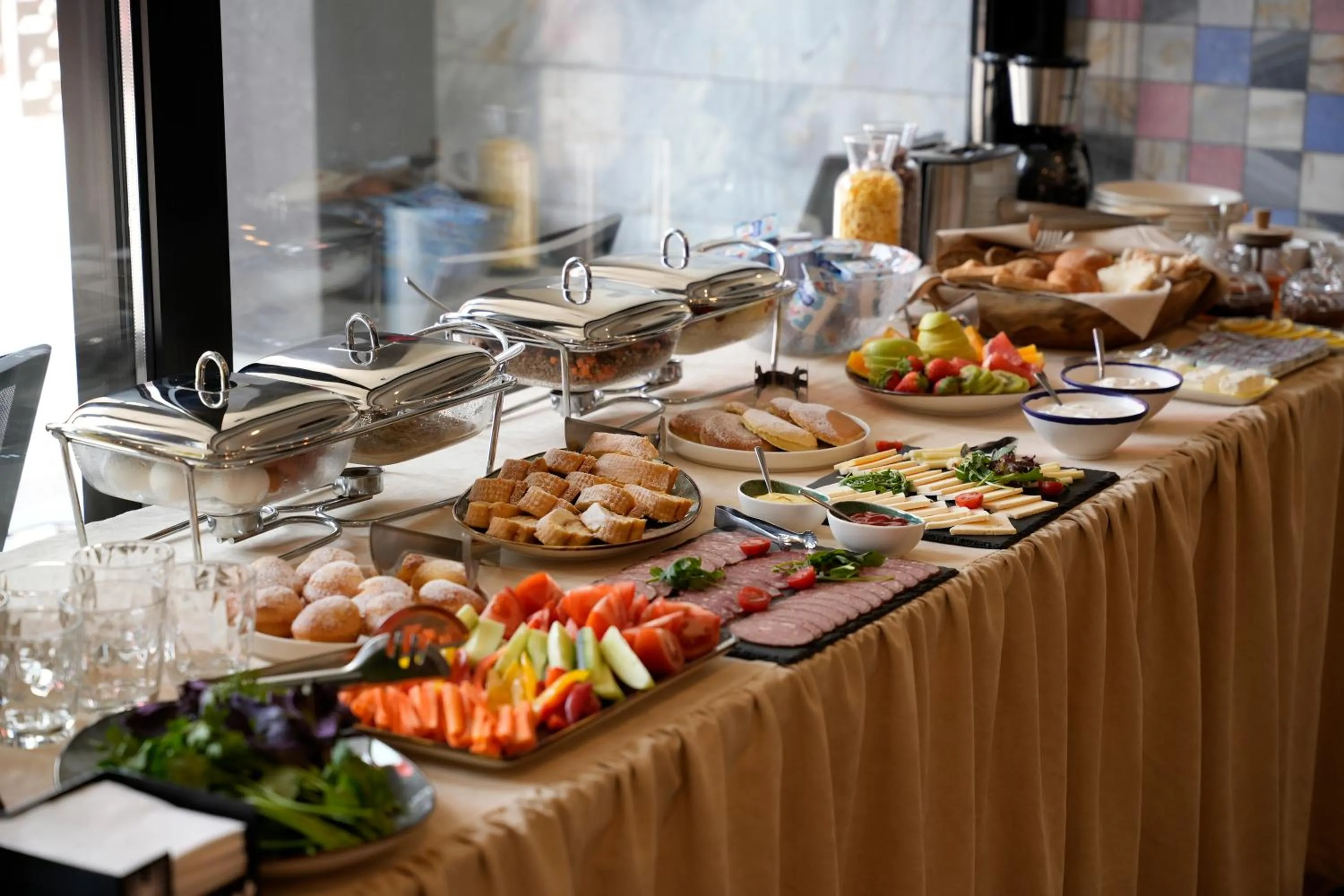 Manifest Restaurant and Hotel Gyumri