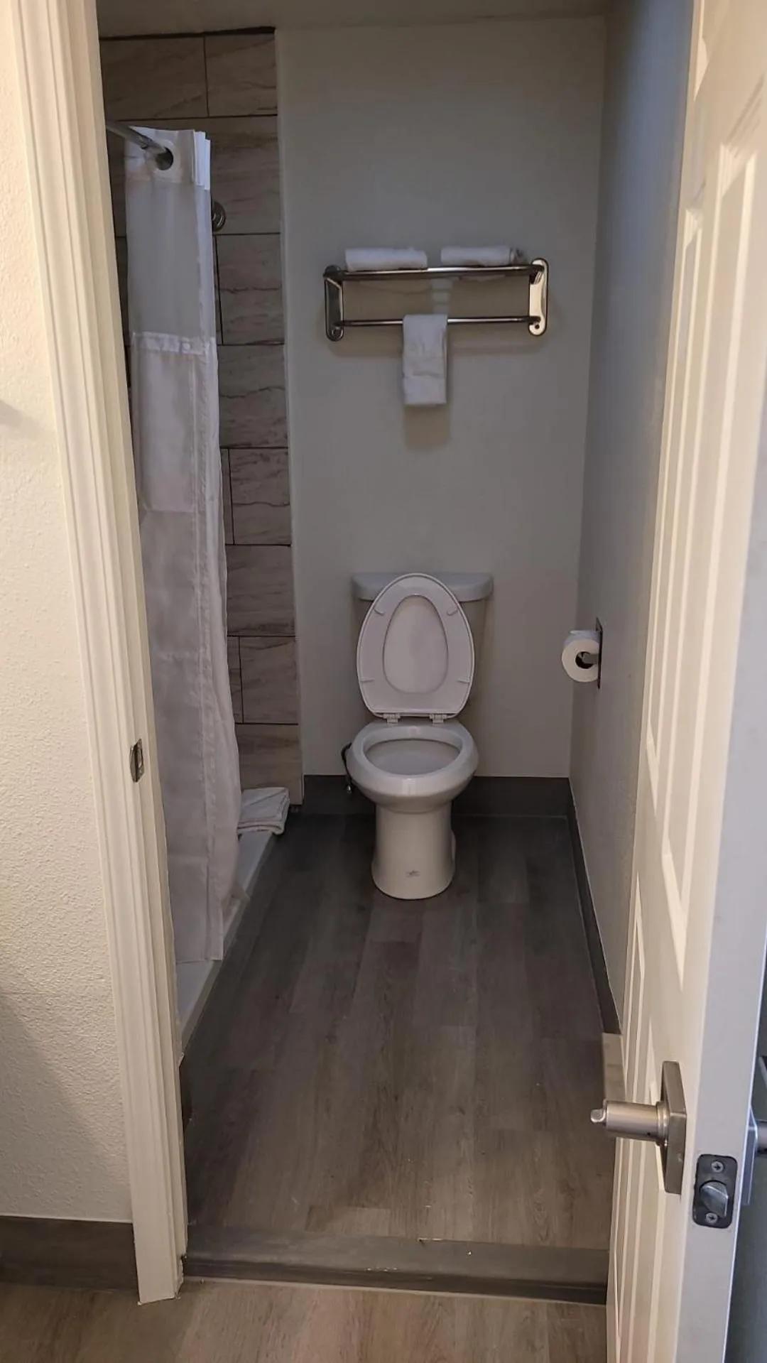 Toilet in Econo Lodge Las Vegas