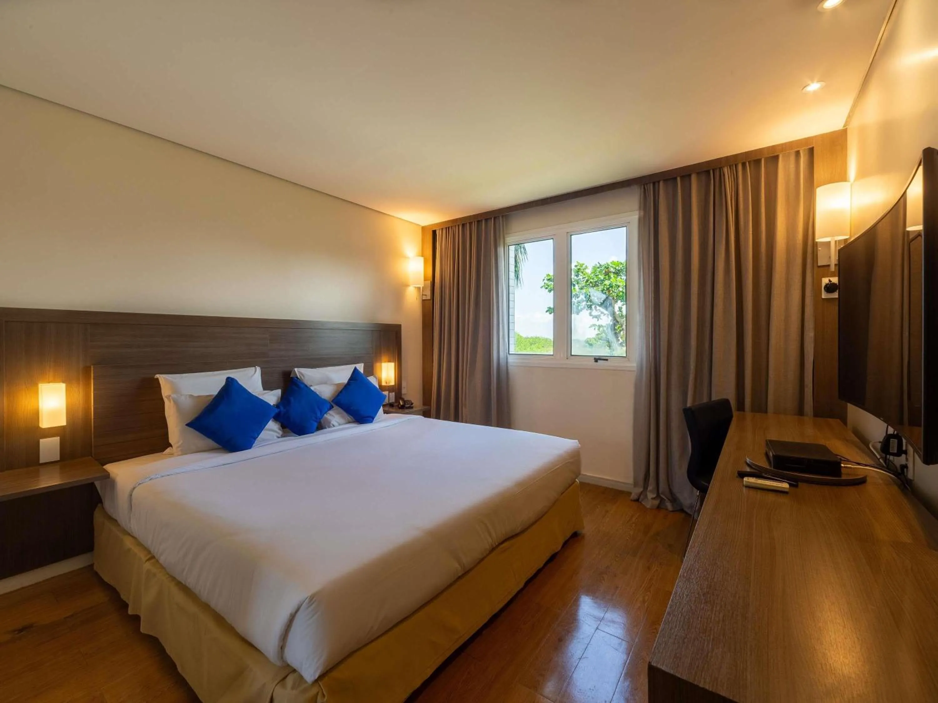 Bedroom, Bed in Novotel Manaus