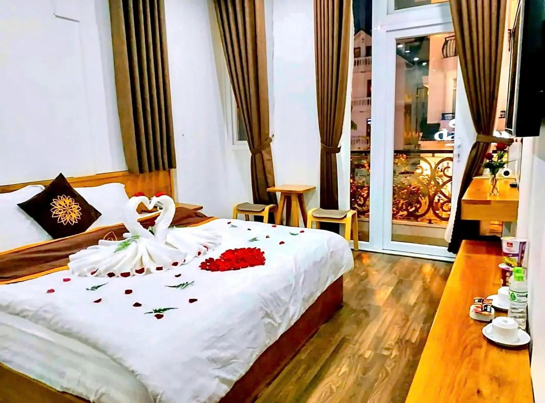 Bedroom, Bed in Phương Anh Valley Hotel
