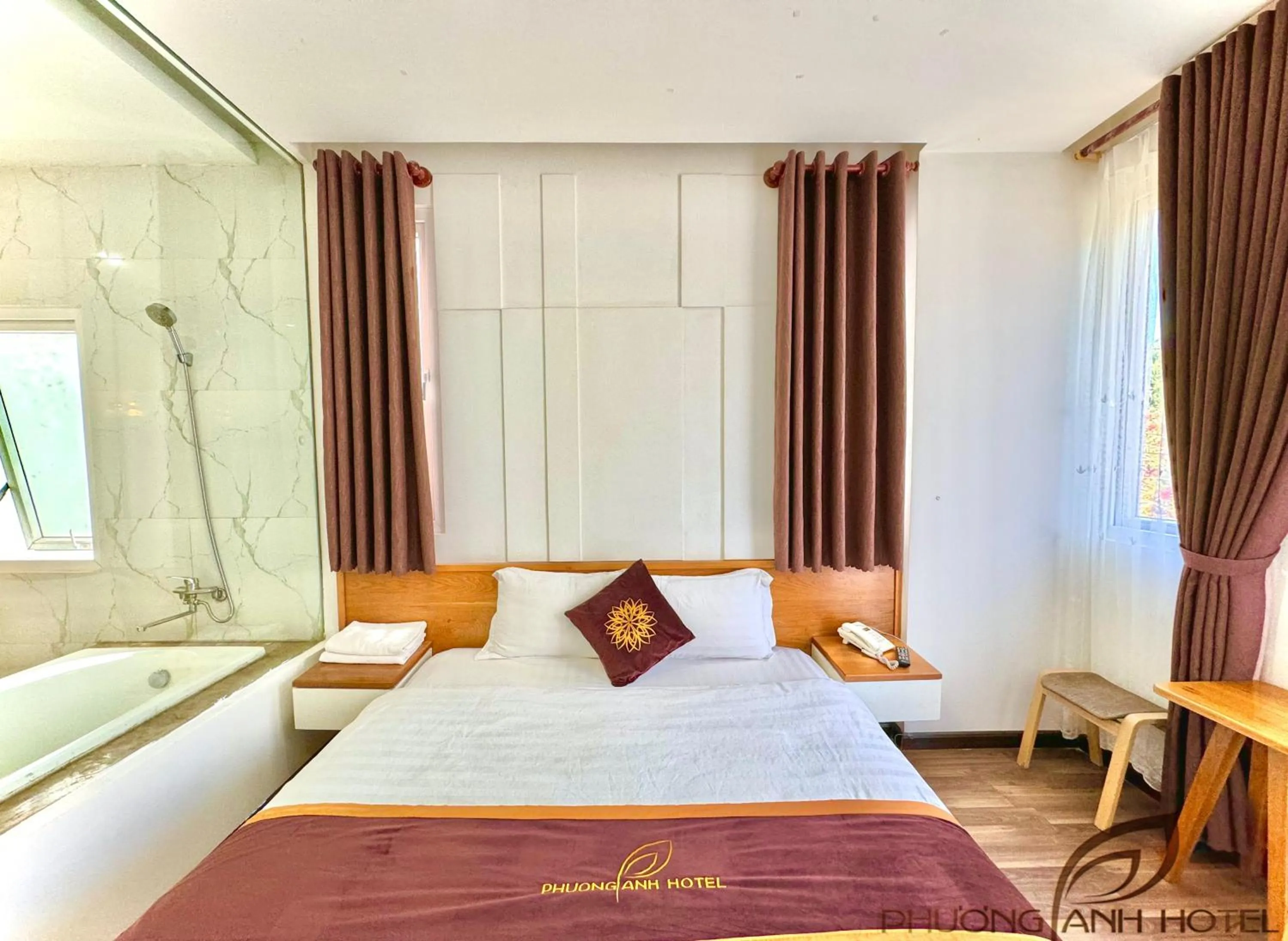 Bed in Phương Anh Valley Hotel