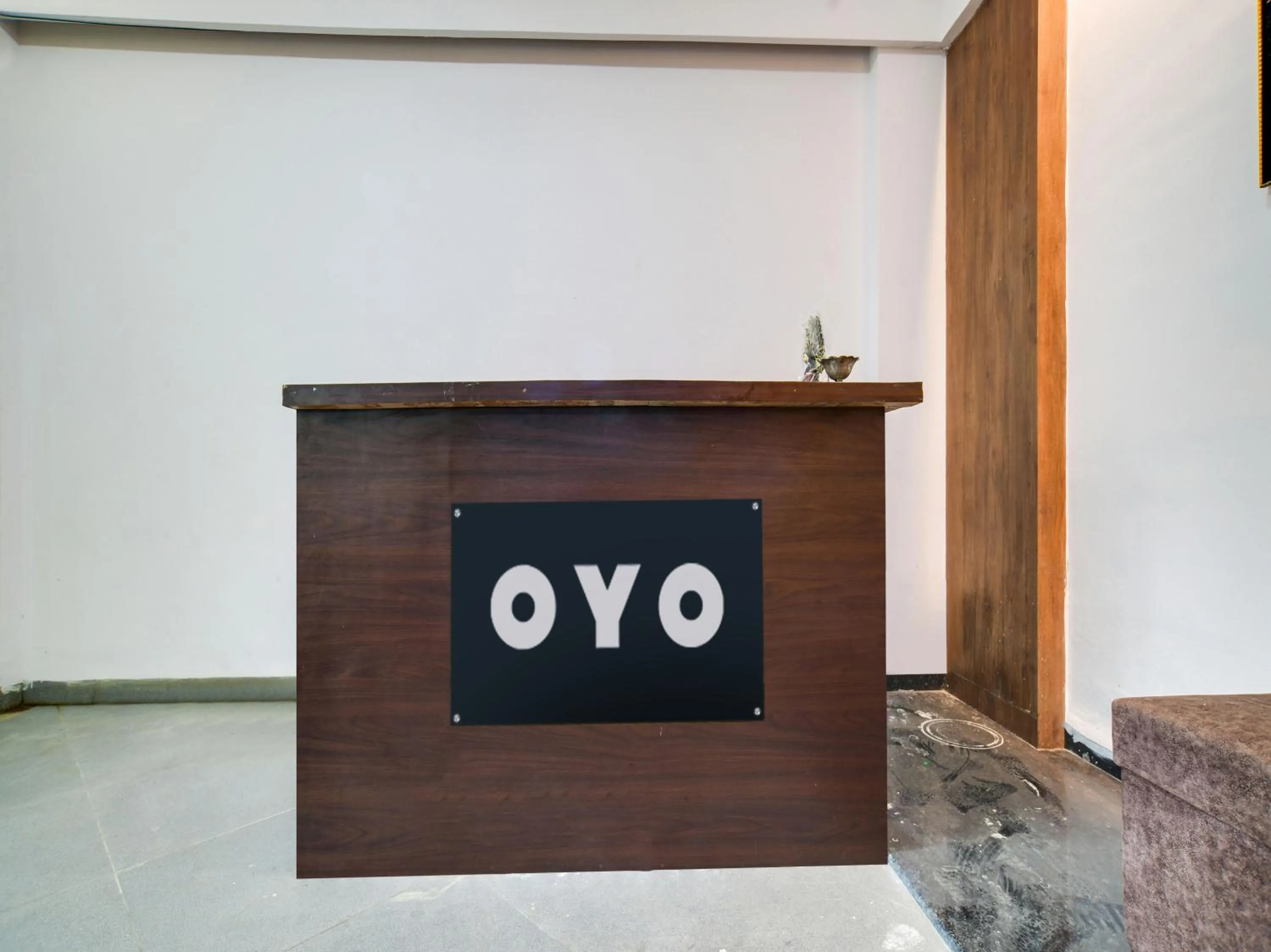 Lobby or reception in Hotel O Fusion Stays