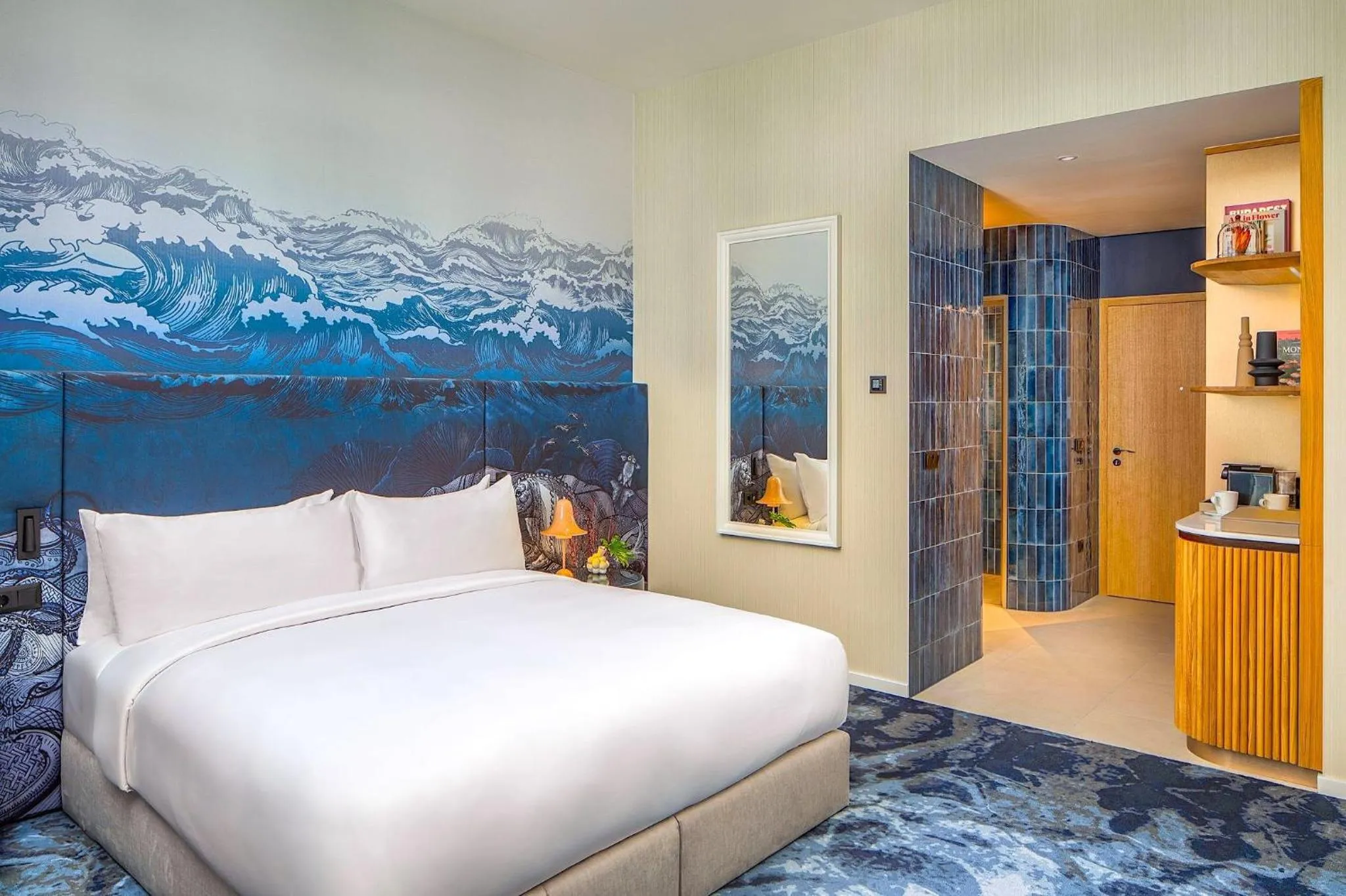 Photo of the whole room, Bed in Kimpton BEM Budapest by IHG