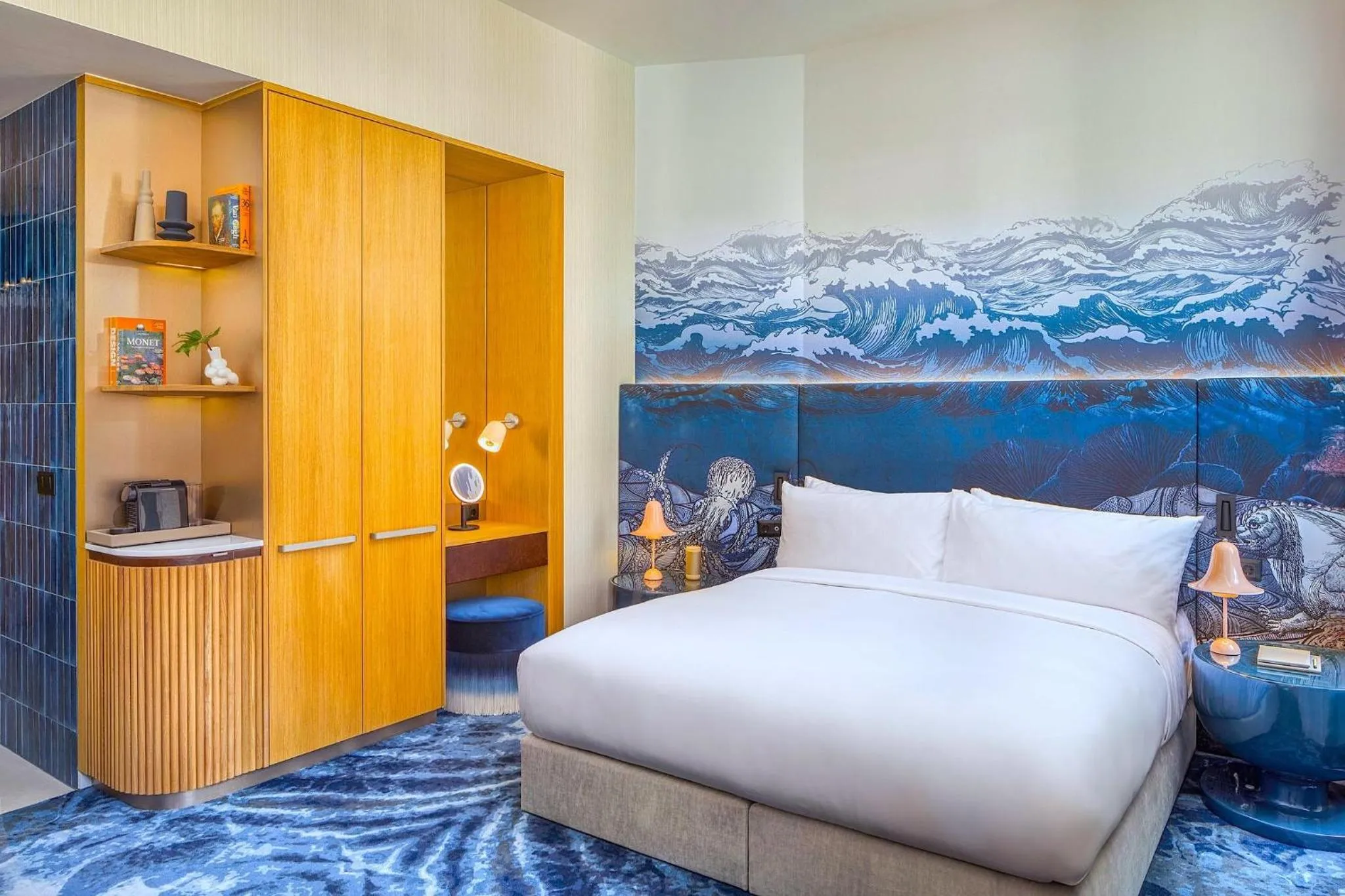 Photo of the whole room, Bed in Kimpton BEM Budapest by IHG