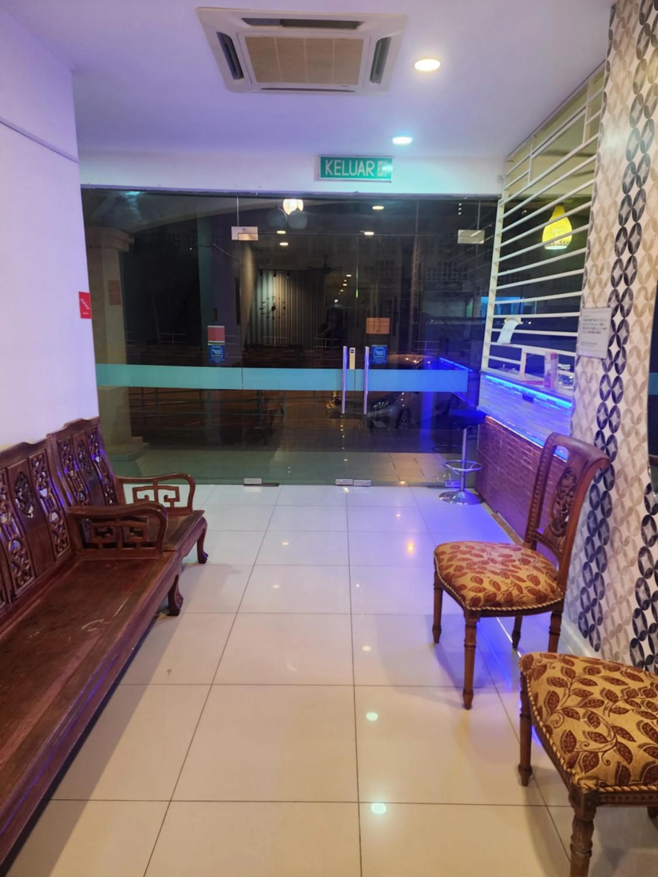 Lobby or reception in 8 Hotel Nilai / KLIA