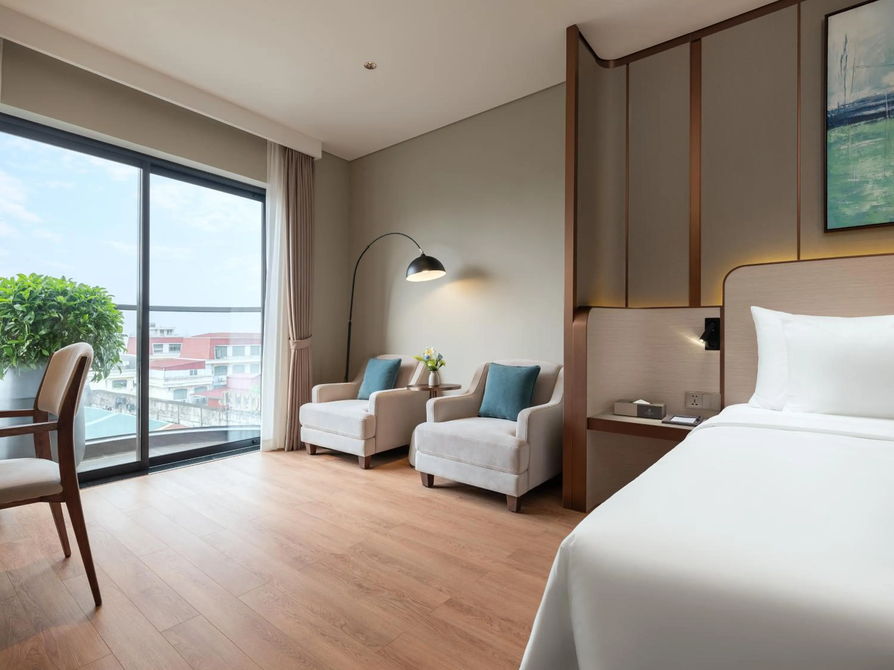 View (from property/room), Bed in CLASSYC Hotel