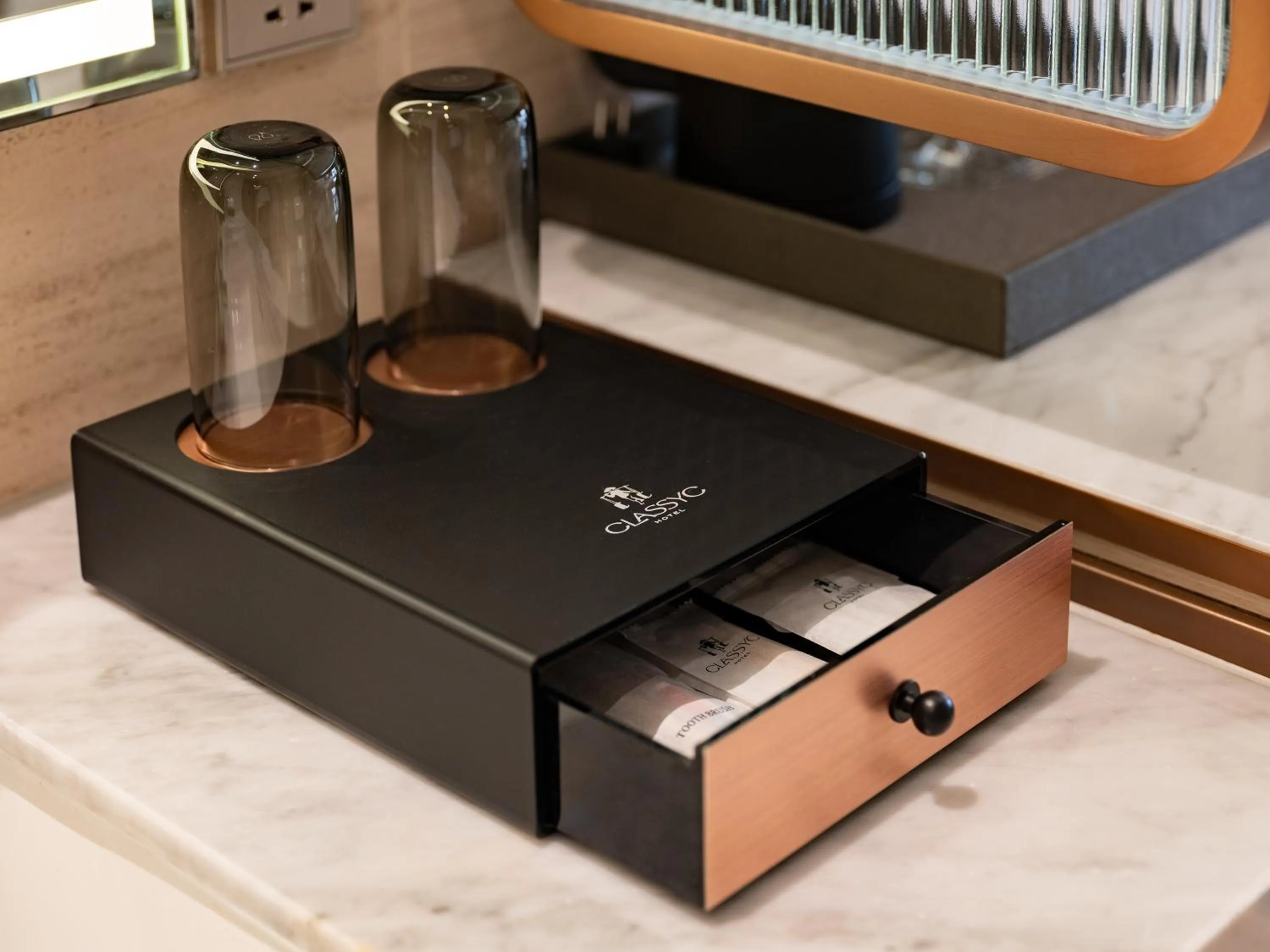 Coffee/tea facilities in CLASSYC Hotel