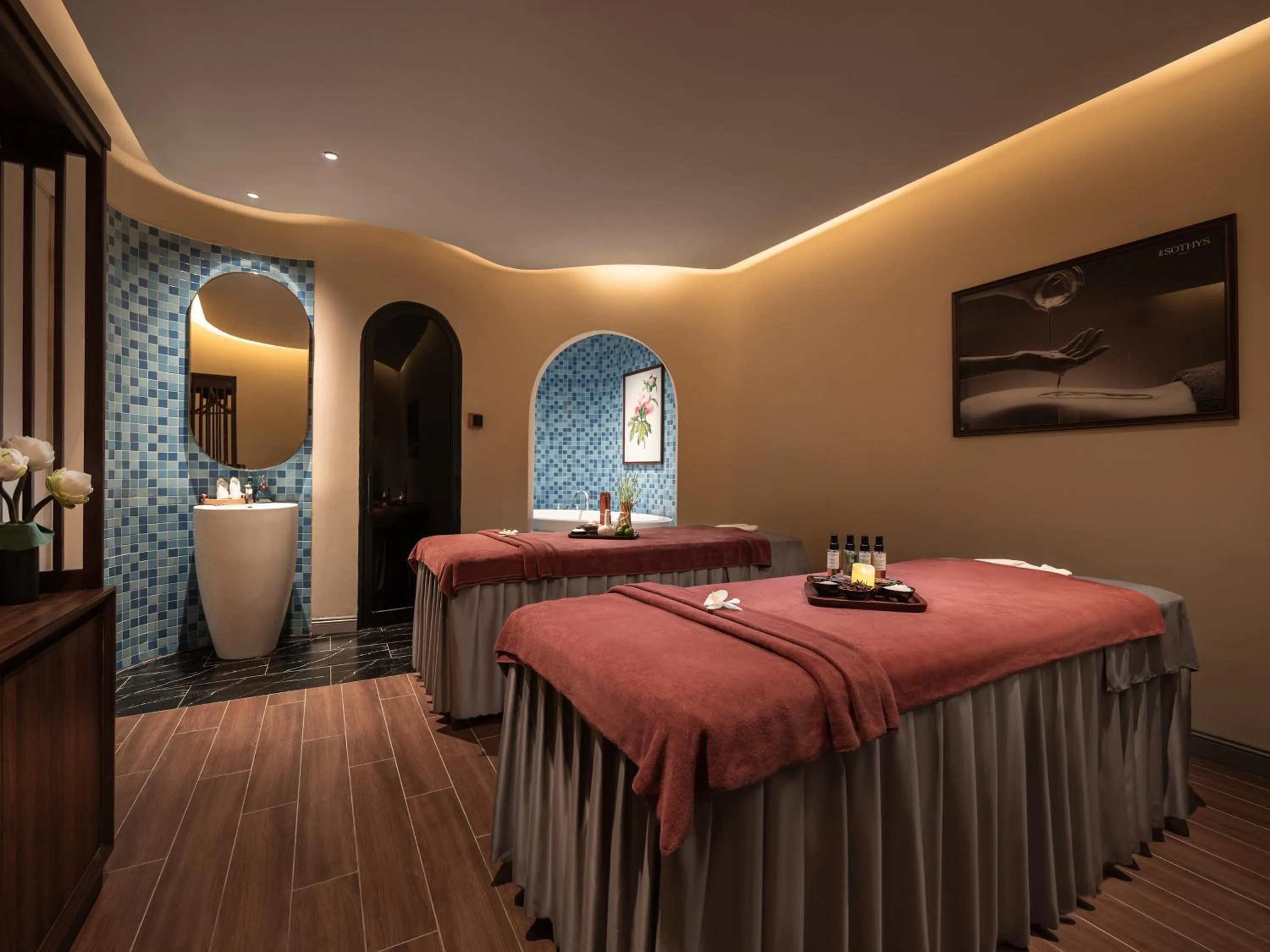 Massage, Bed in CLASSYC Hotel