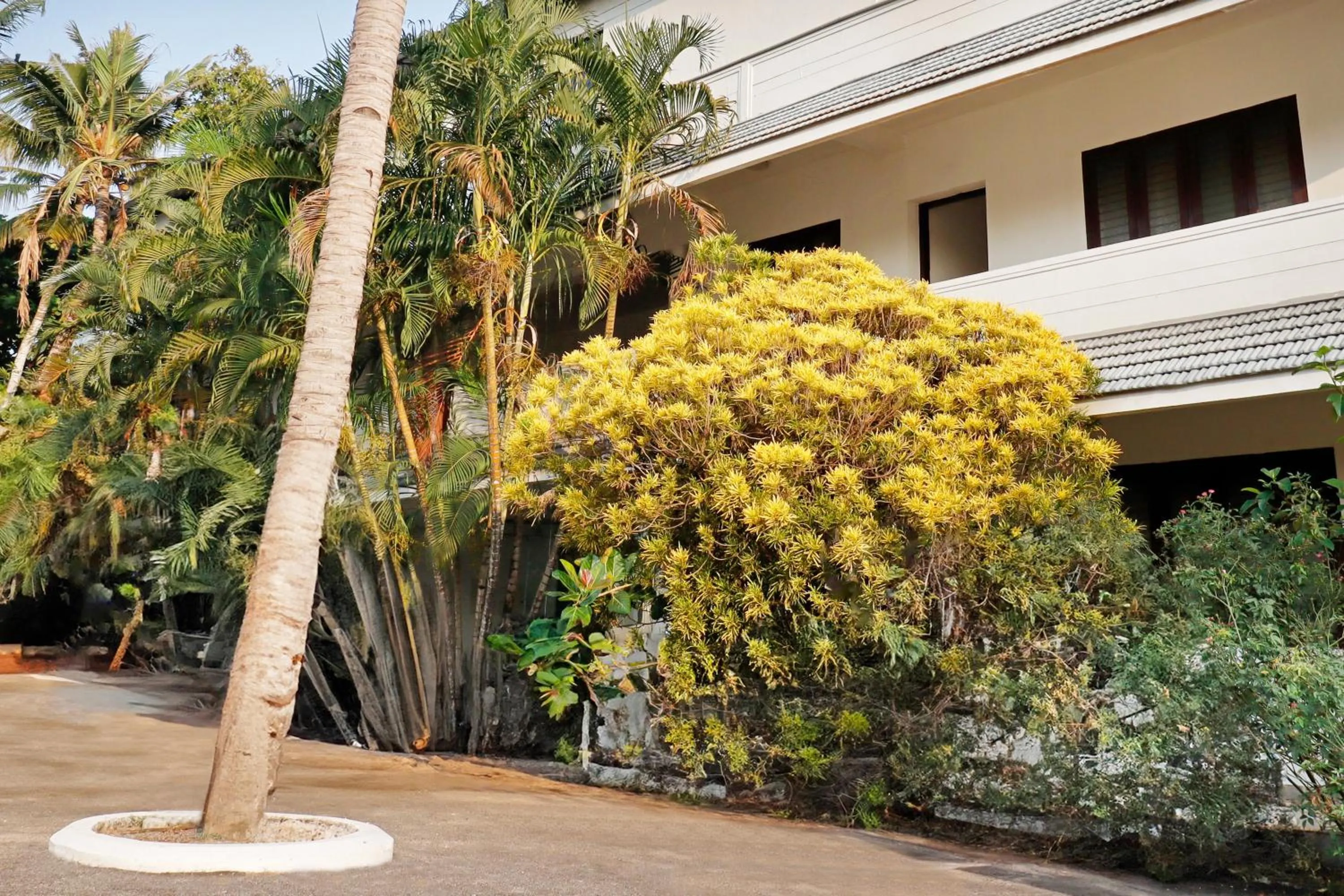 Facade/entrance in Super Hotel O Kazhakoottam Near AL SAJ Convention Centre