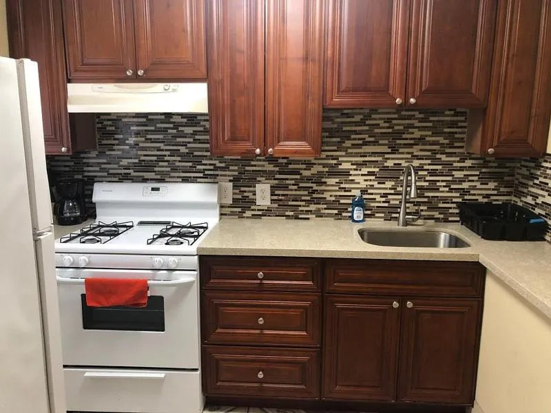 Kitchen or kitchenette in Jerry's Motel