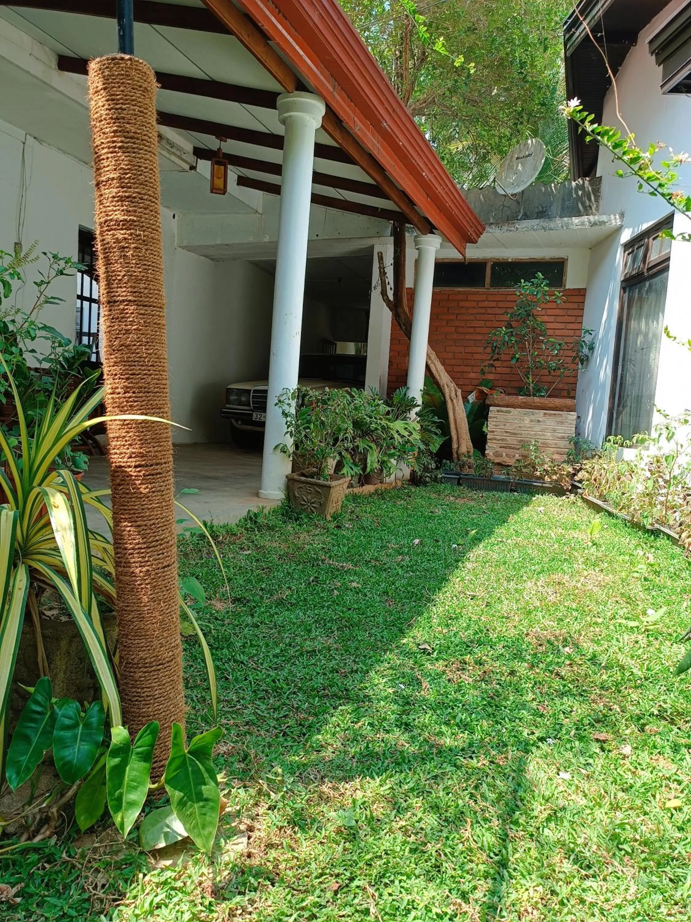 Richland's Villa