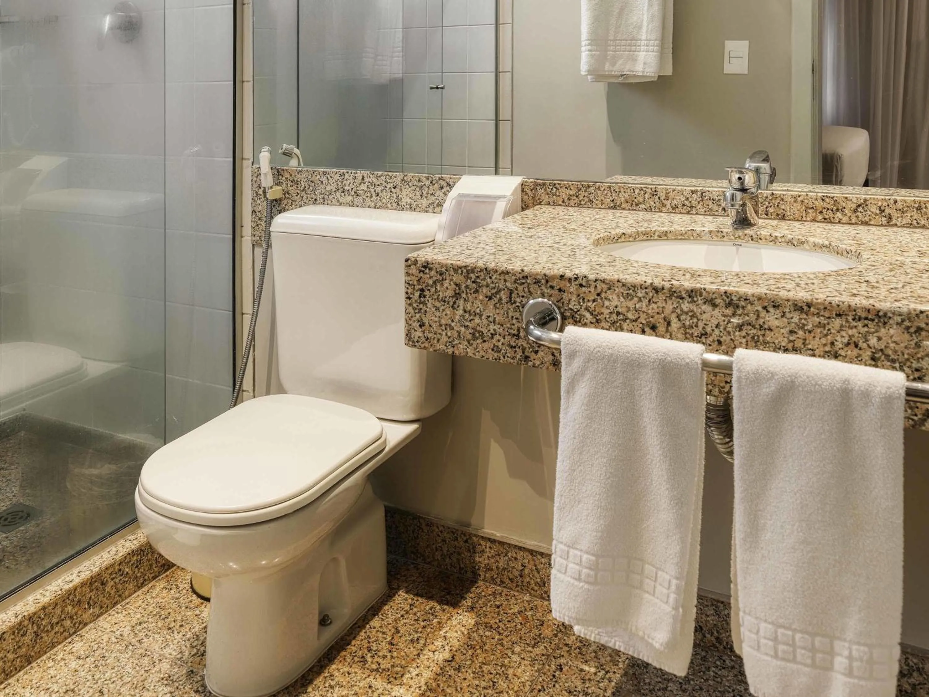 Bedroom in Mercure Belo Horizonte Lourdes