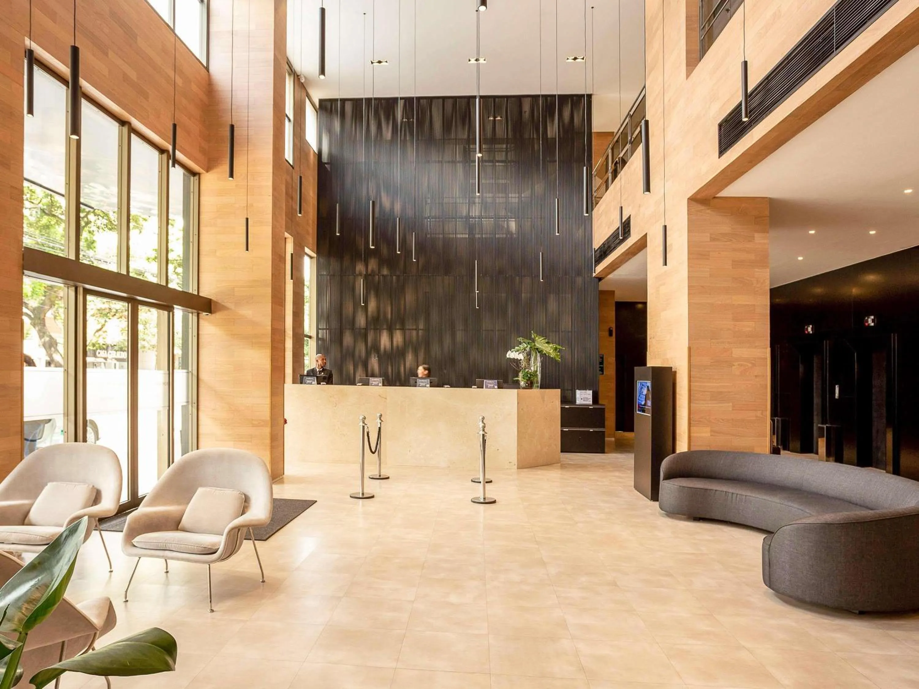 Property building in Mercure Belo Horizonte Lourdes