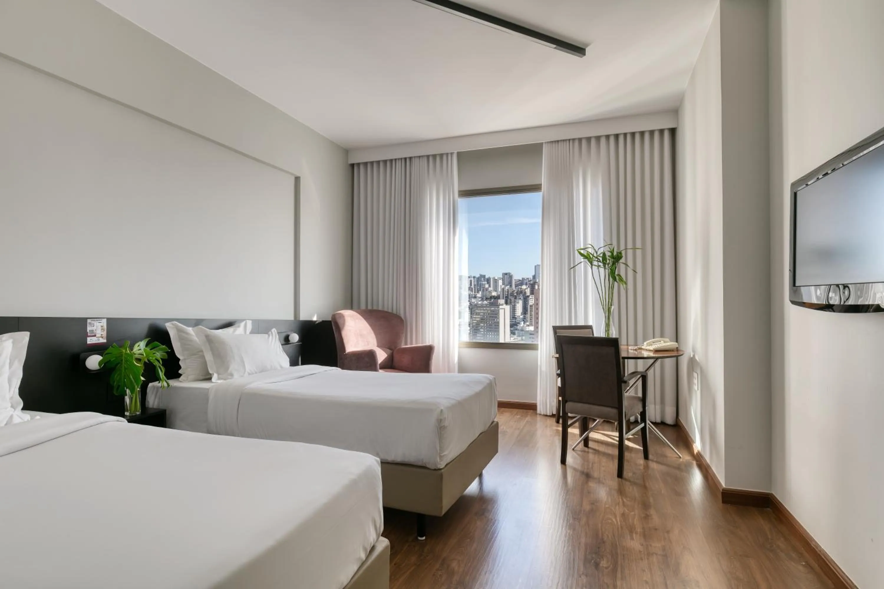 Bed in Mercure Belo Horizonte Lourdes