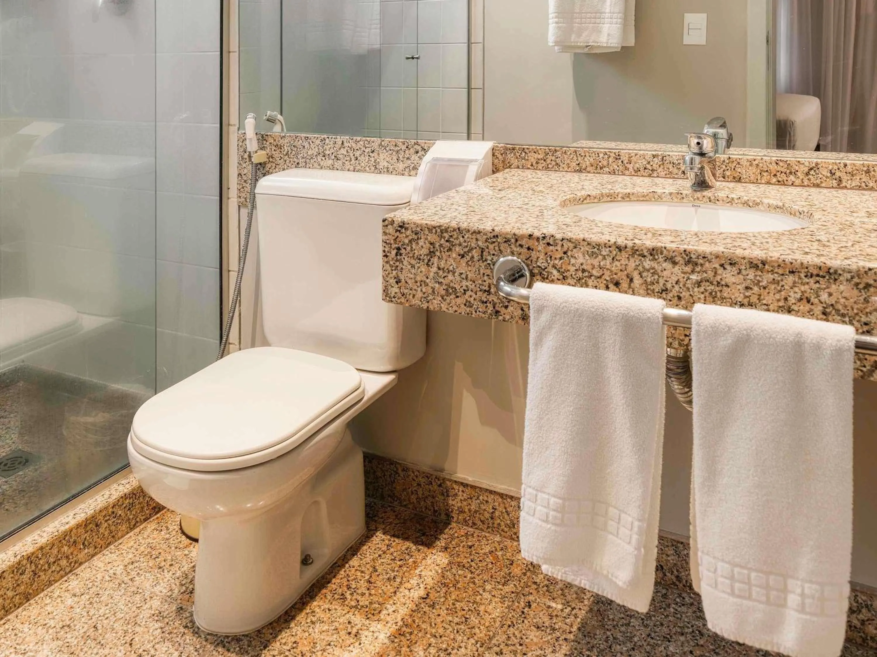 Bedroom in Mercure Belo Horizonte Lourdes