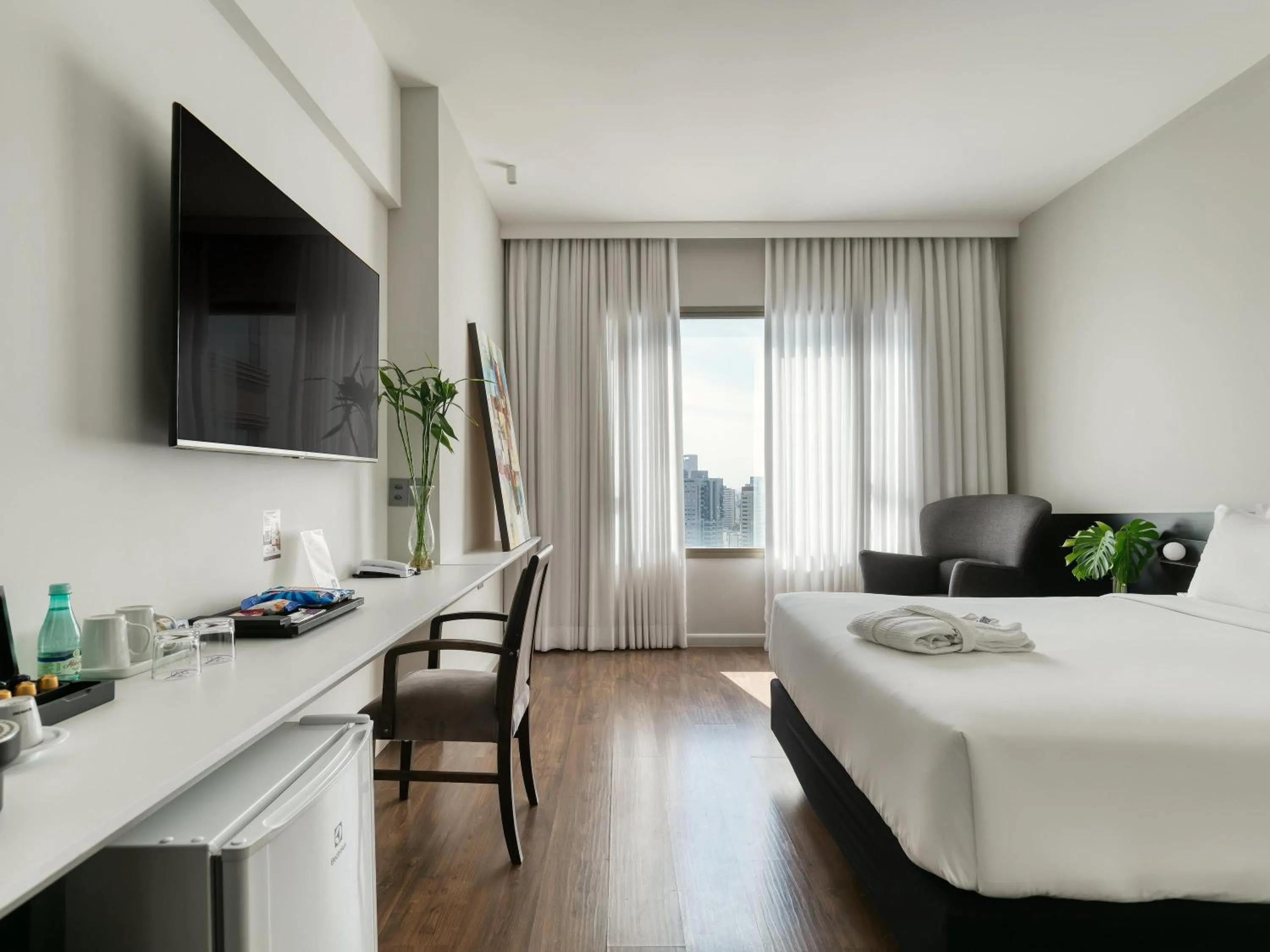 Bedroom, Bed in Mercure Belo Horizonte Lourdes