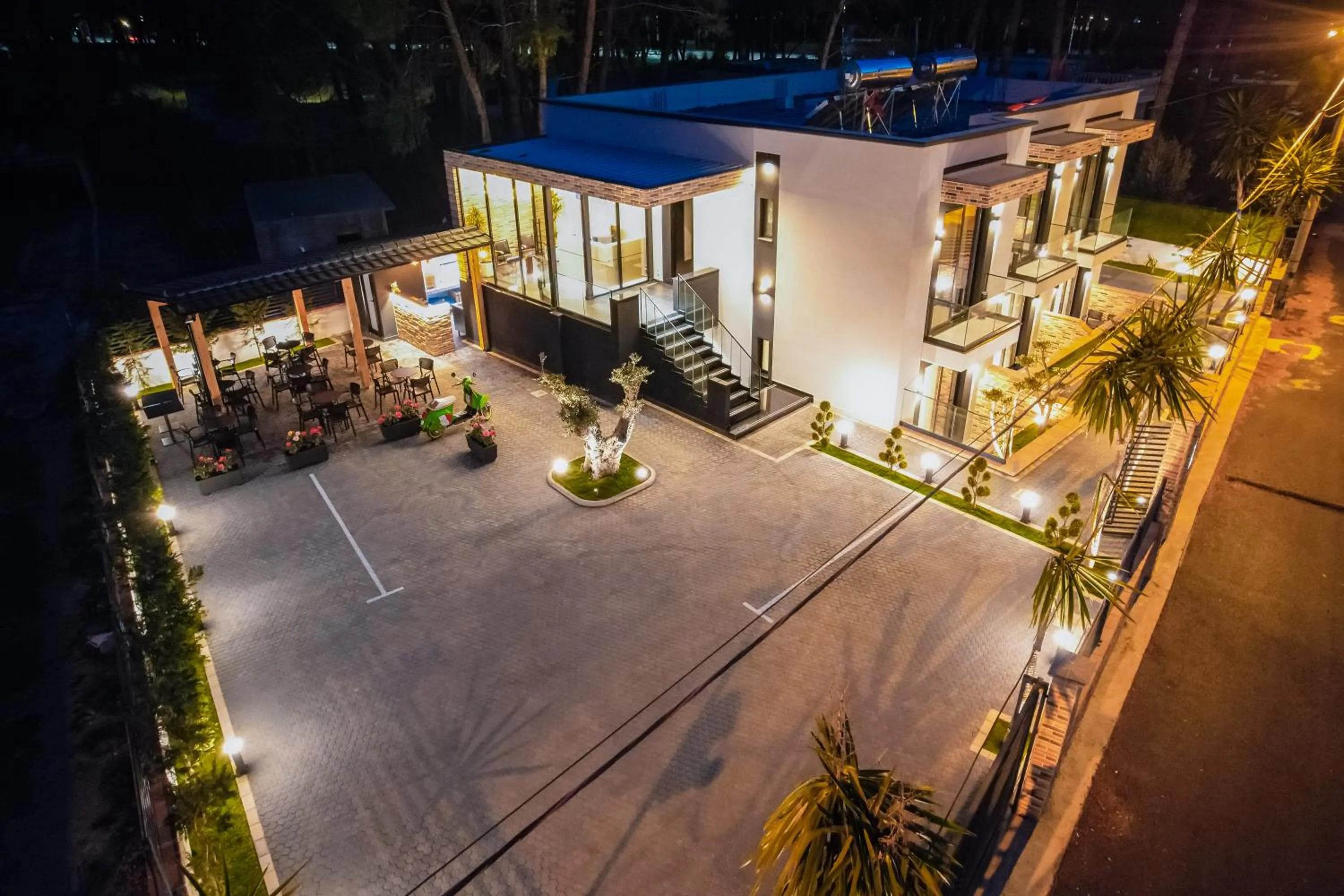 Property building in Hotel Beke