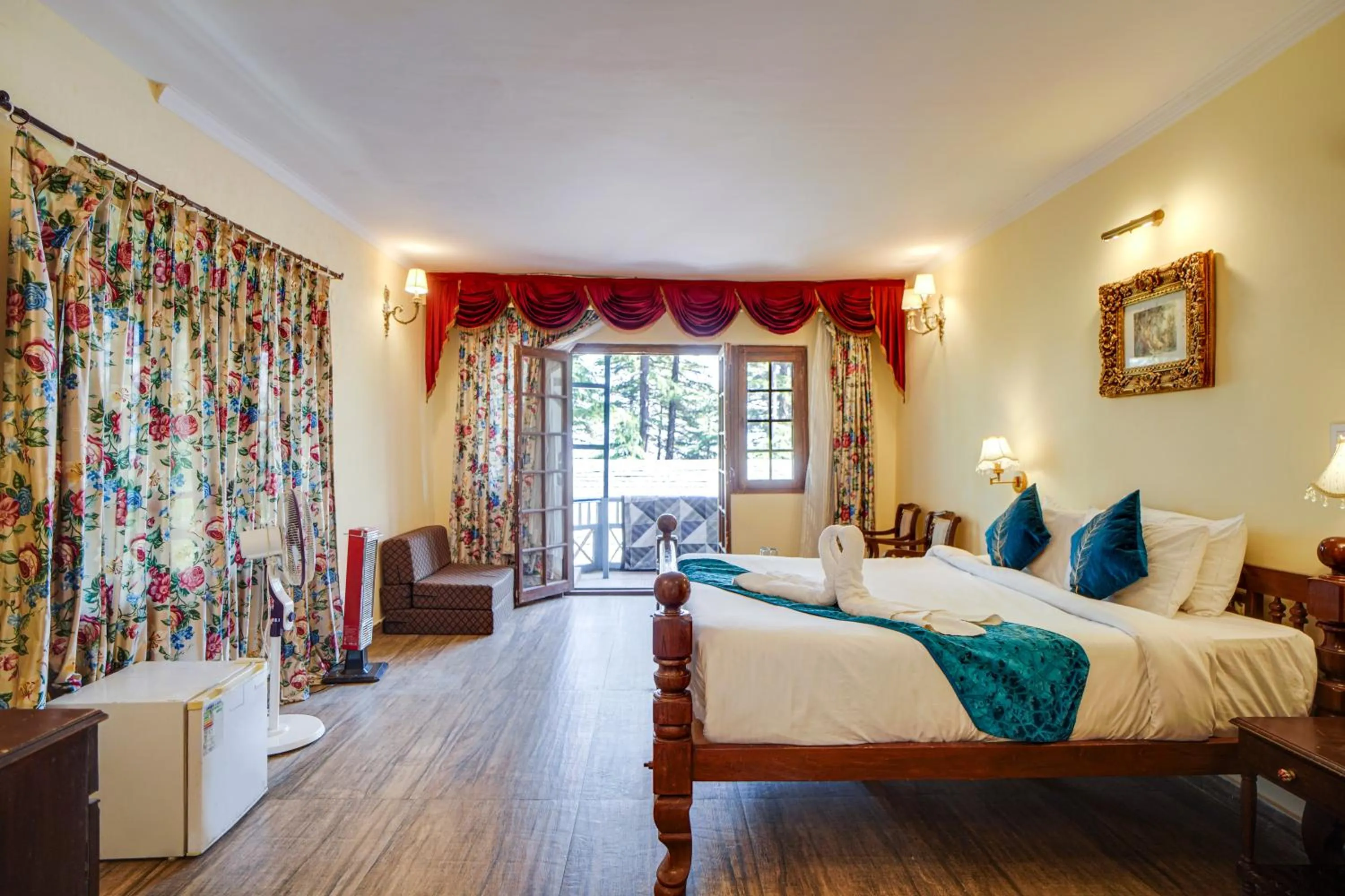 Bed in Shimla British Resort