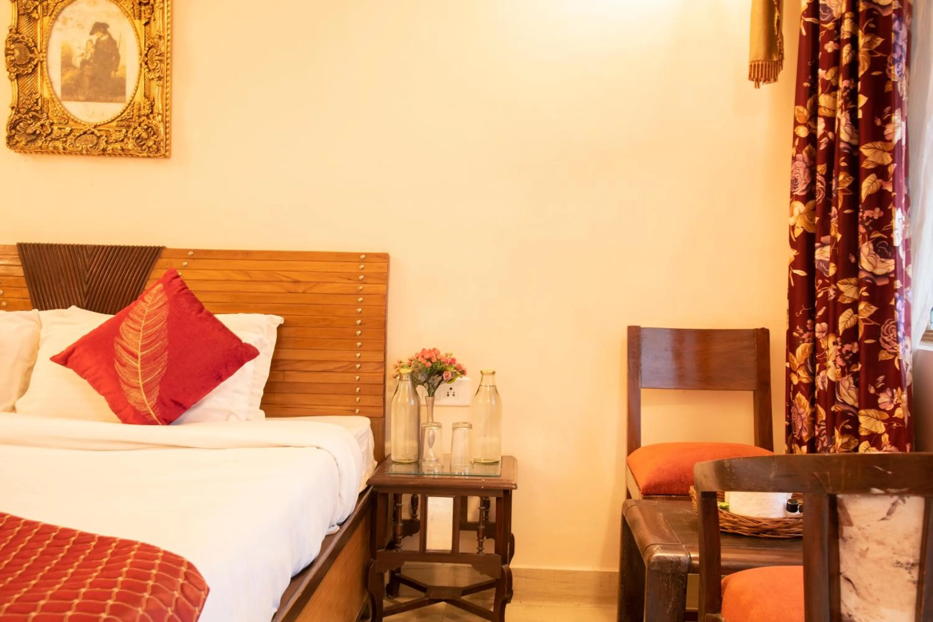 Bed in Shimla British Resort