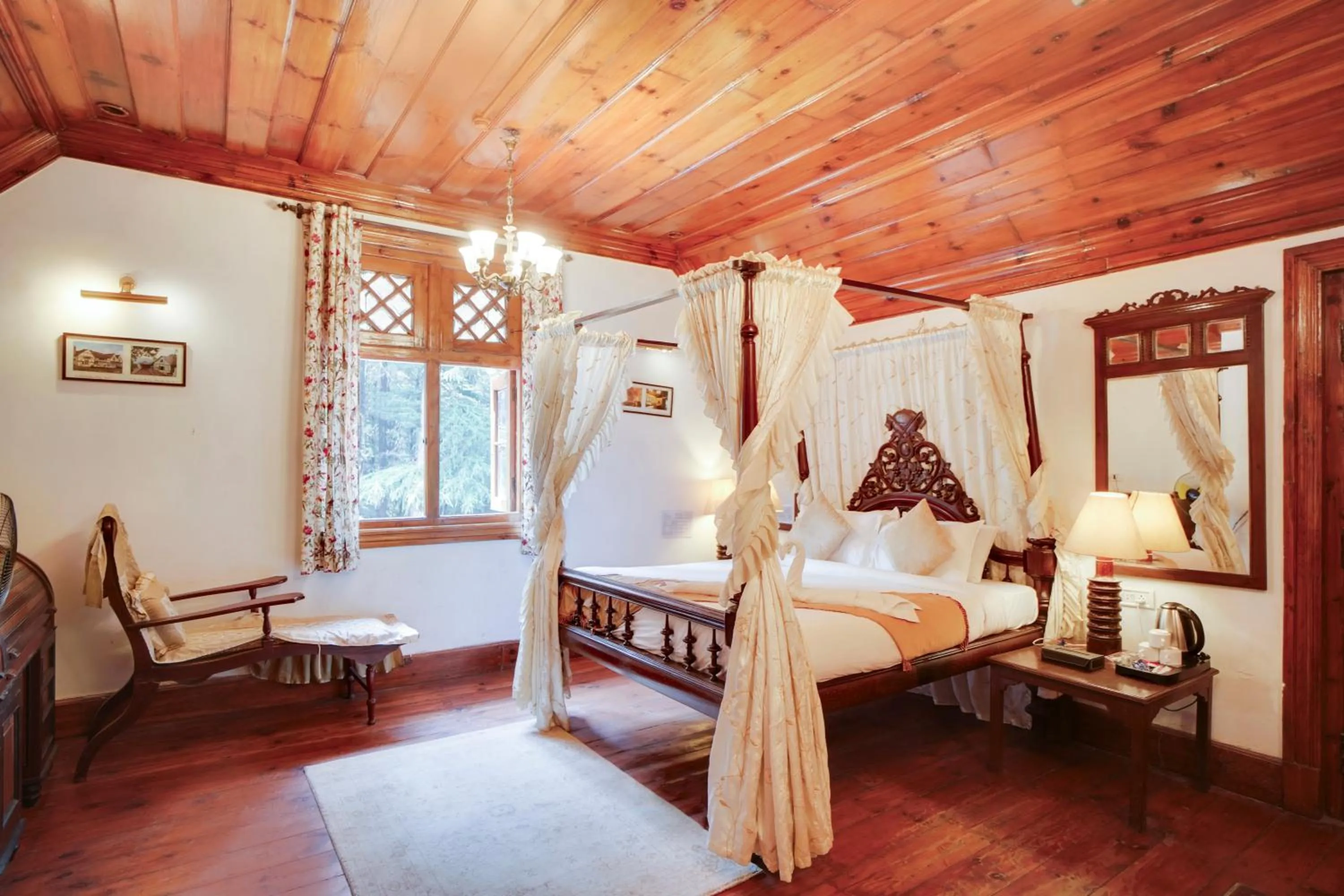 Bed in Shimla British Resort