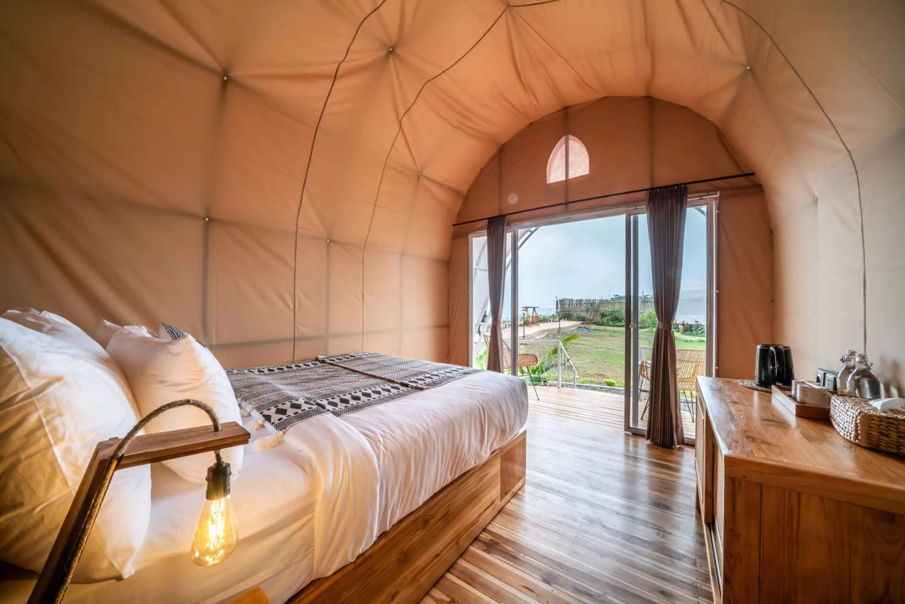 Photo of the whole room, Bed in The Dewi Bedugul