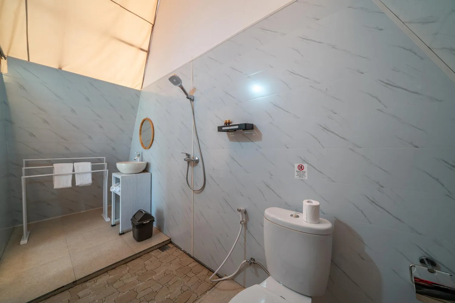 Bathroom in The Dewi Bedugul