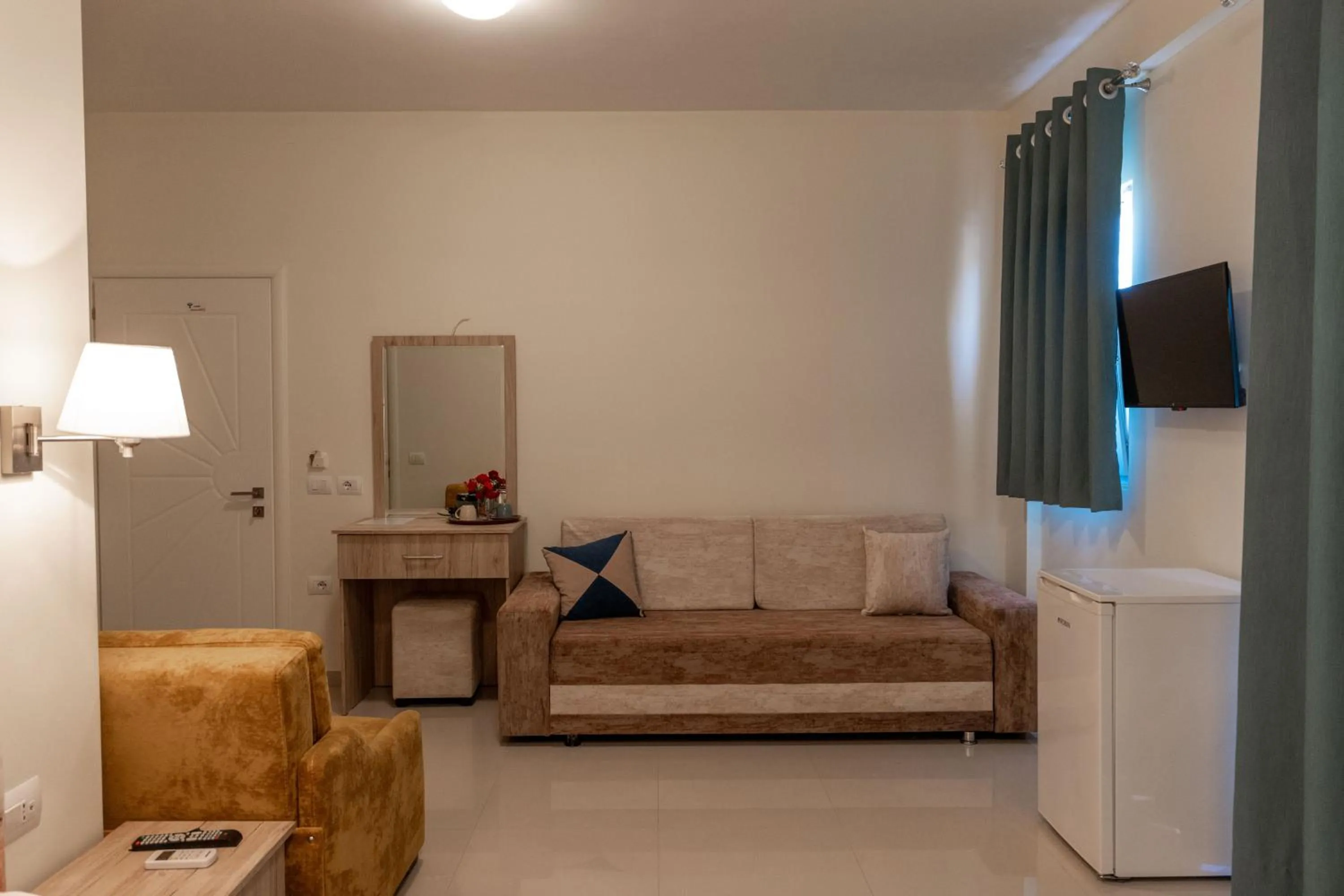 TV and multimedia in Golden Hotel