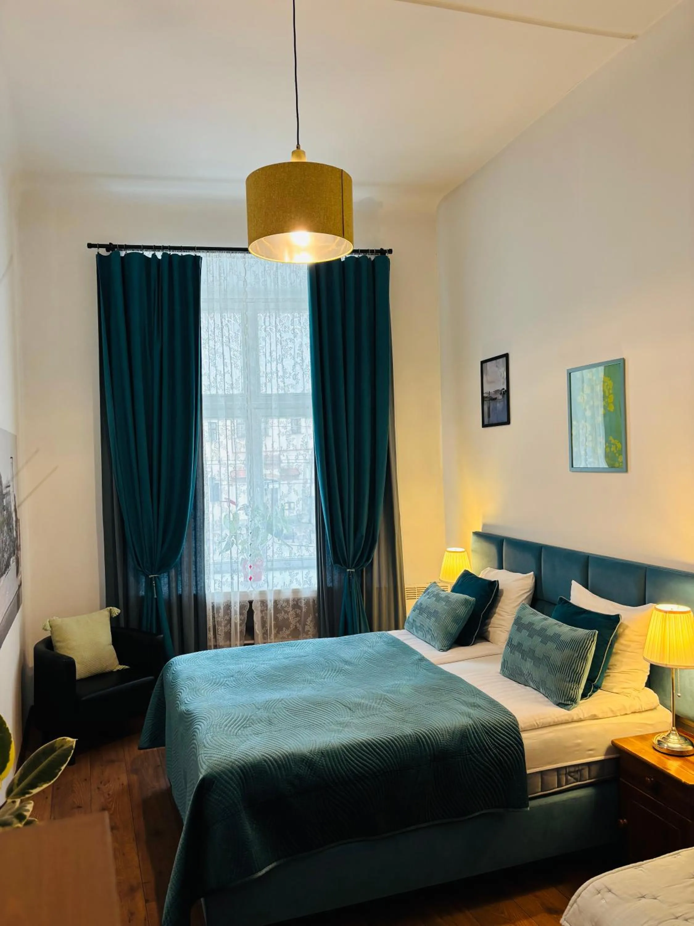 Krakow Apartments & Rooms