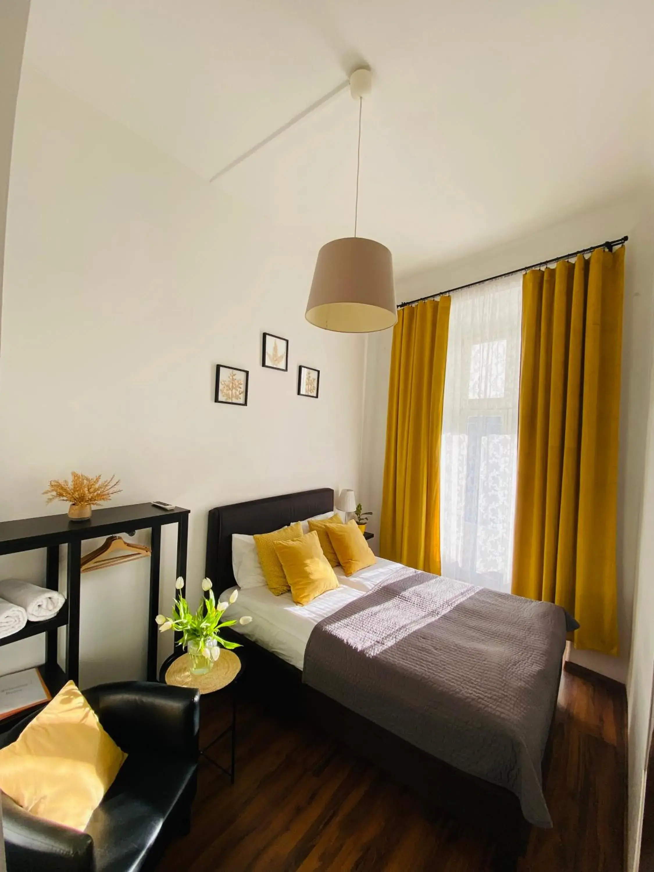Double Room with Balcony in Krakow Apartments & Rooms Double Room with Balcony in Krakow Apartments & Rooms