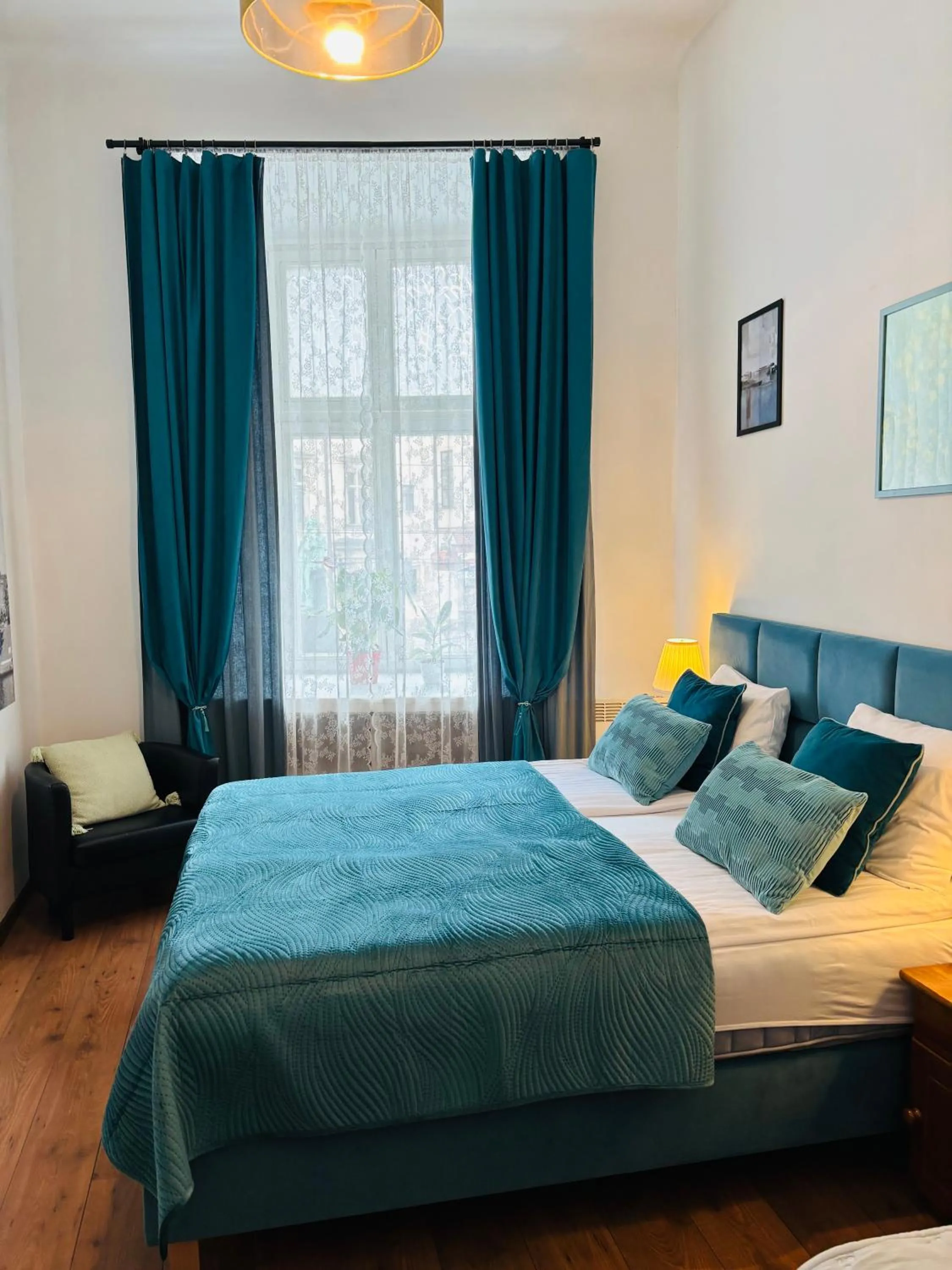 Triple Room with City View in Krakow Apartments & Rooms