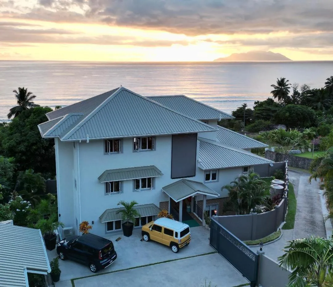 Property building in Summer Sand Holiday Apartments