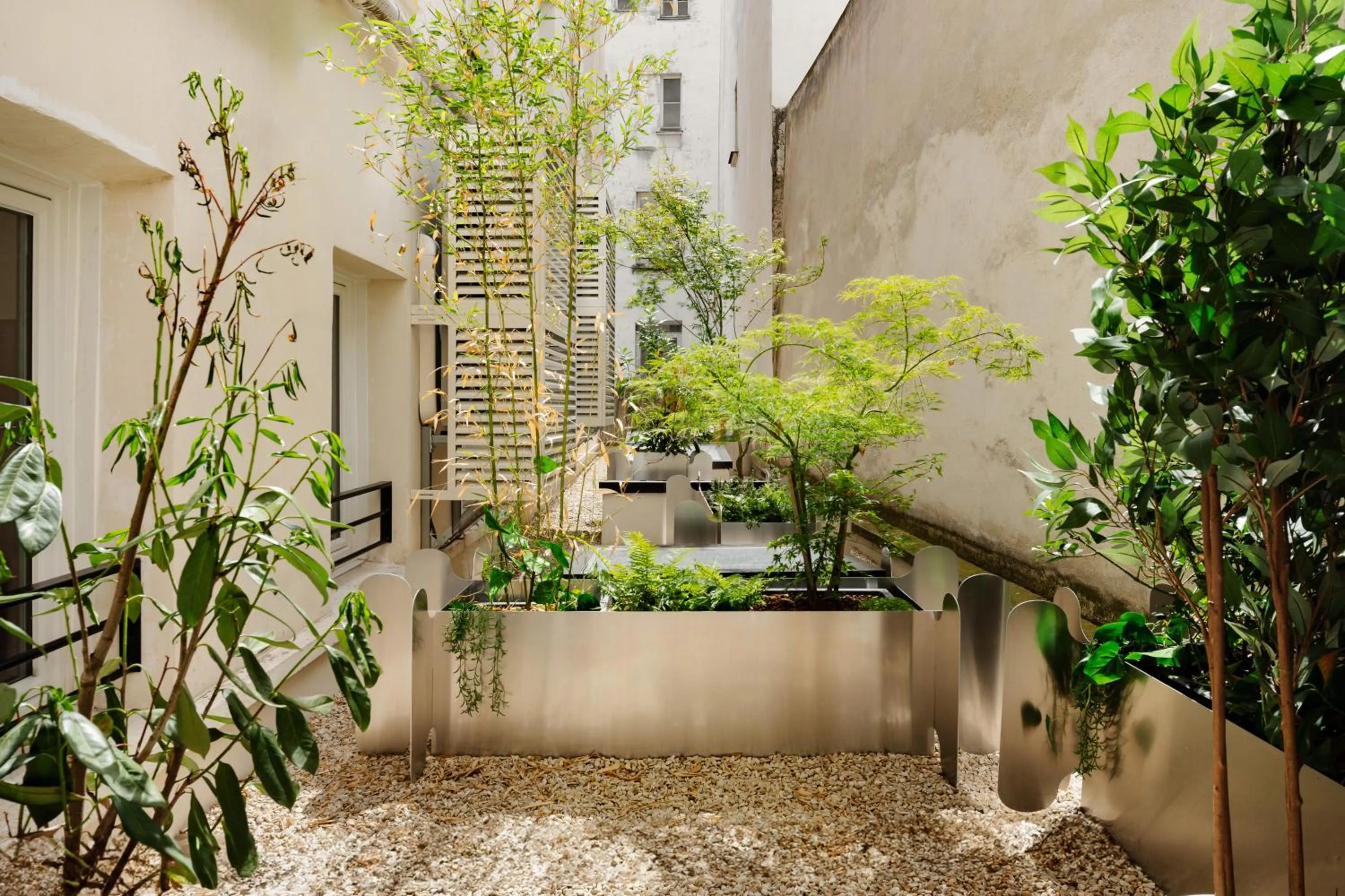 Property building in Edgar Suites Marais - Temple