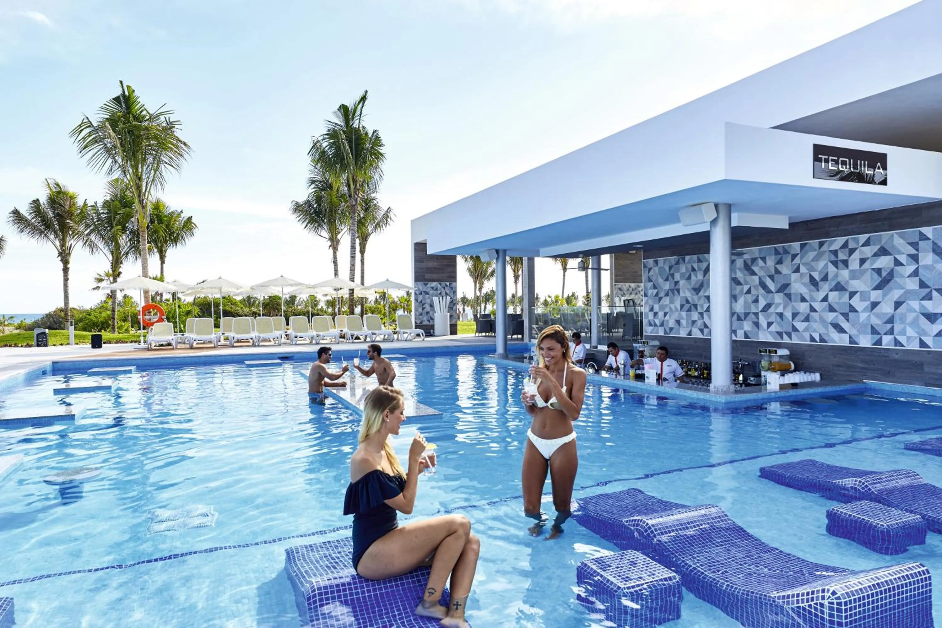 Swimming pool in Riu Dunamar - All Inclusive