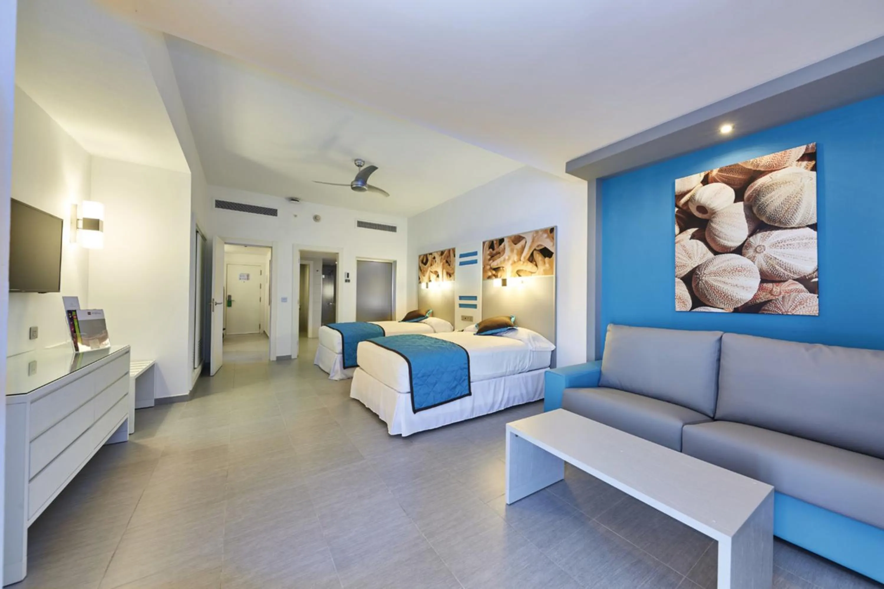 Photo of the whole room, Bed in Riu Dunamar - All Inclusive