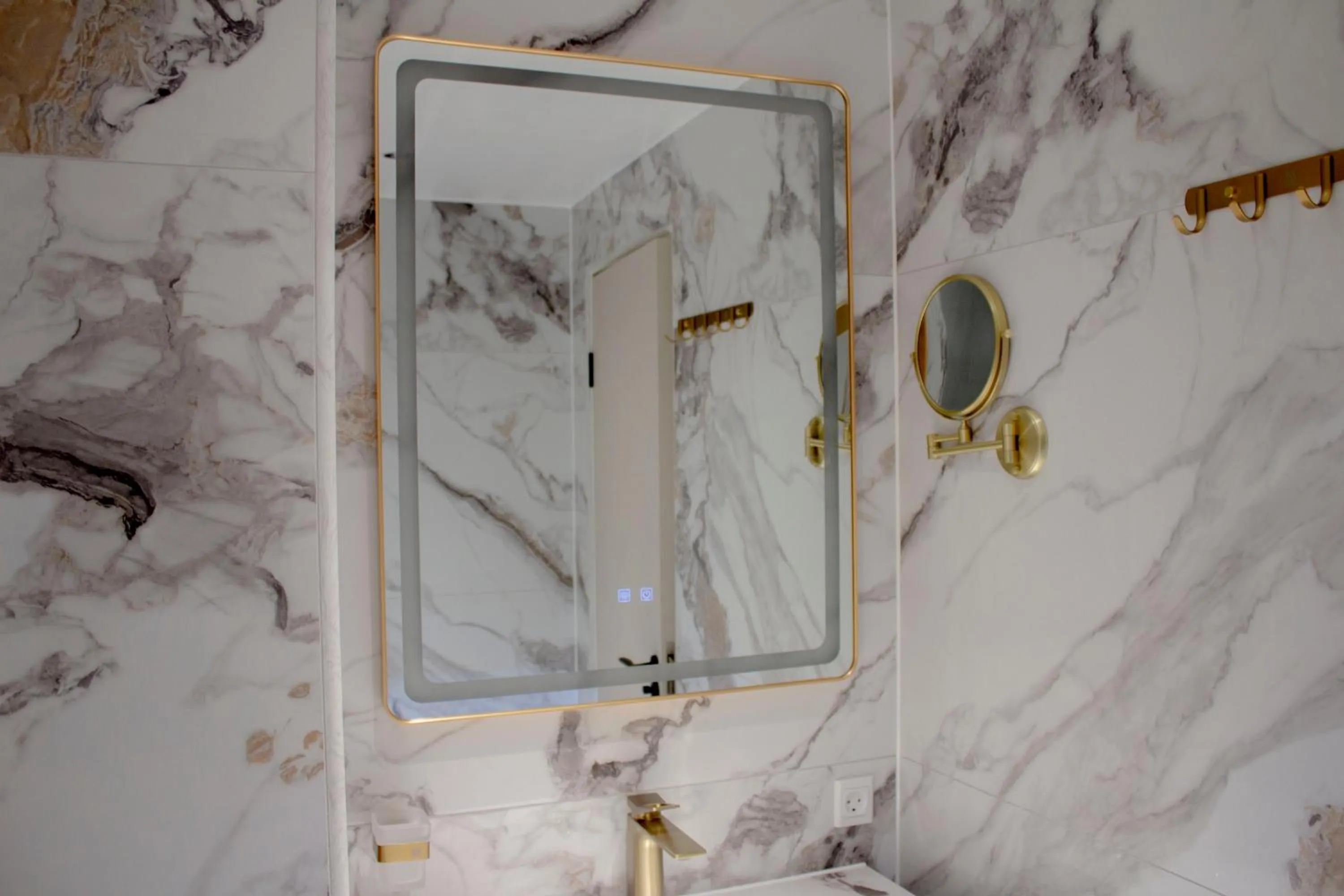 Shower in A Hotels Roskilde