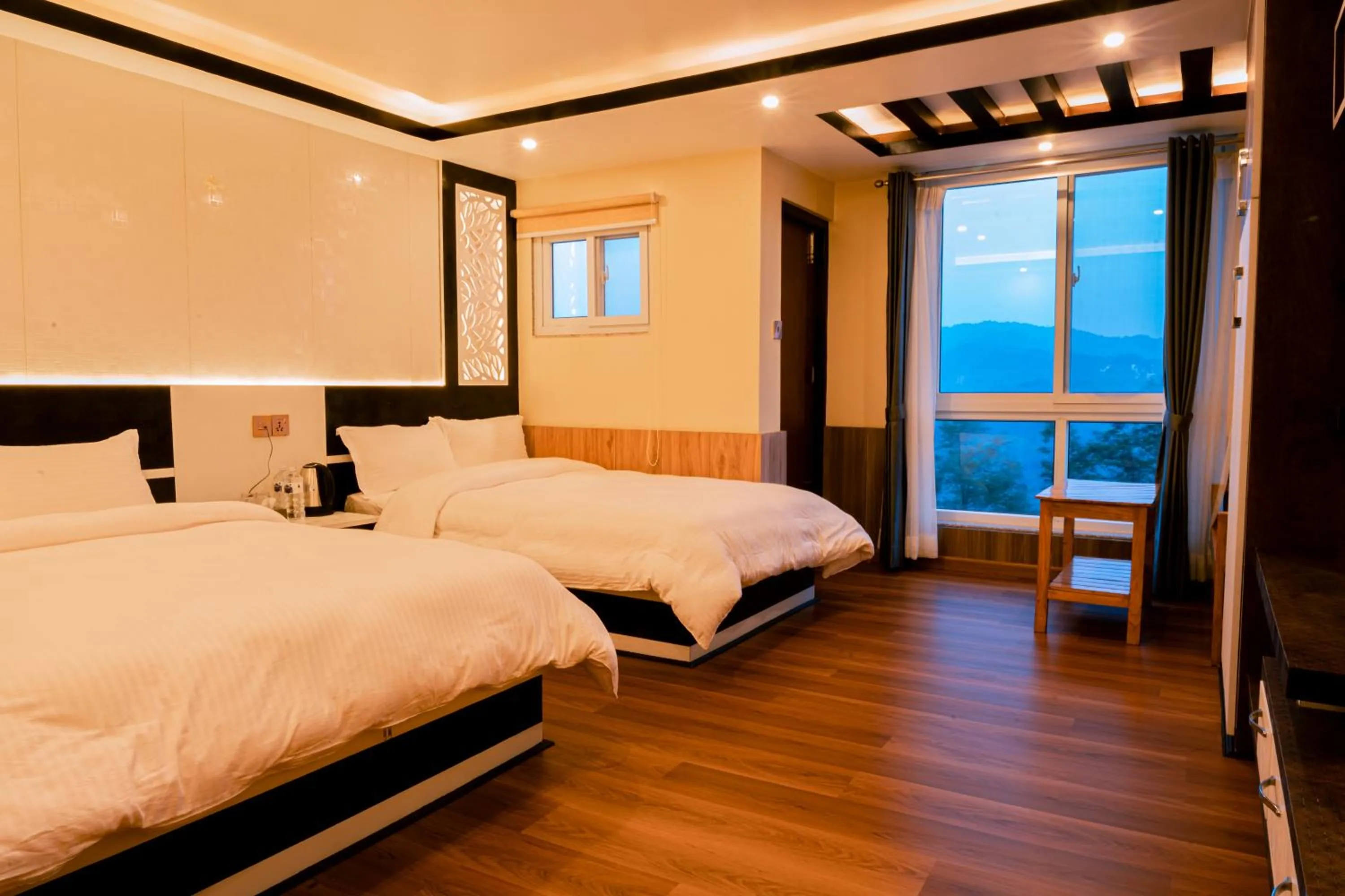 Quadruple Room with Balcony in Pine Tree Resort