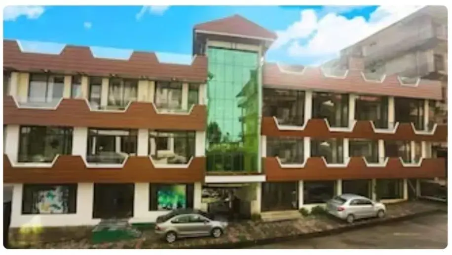 Hotel Bob's N Barley Luxury Room Best Hotel in McLeod Ganj Hotel Bob's N Barley Luxury Room Best Hotel in McLeod Ganj