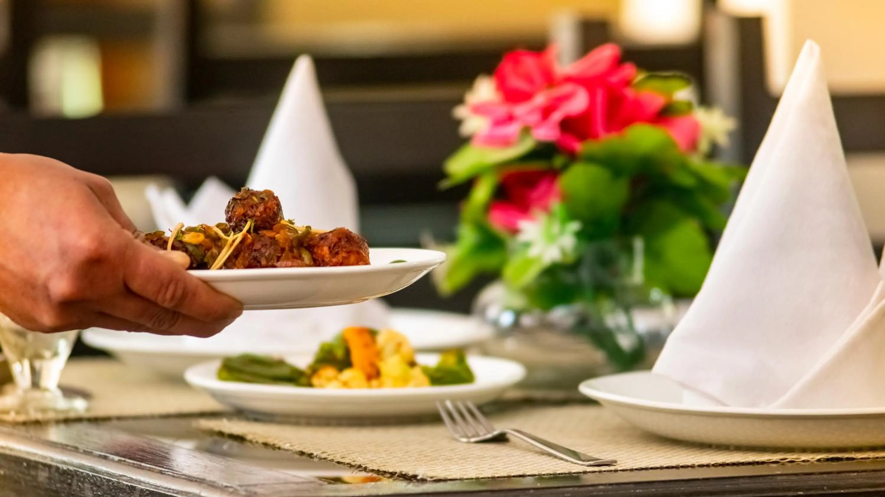 Food and drinks in Hotel Bob's N Barley Luxury Room Best Hotel in McLeod Ganj